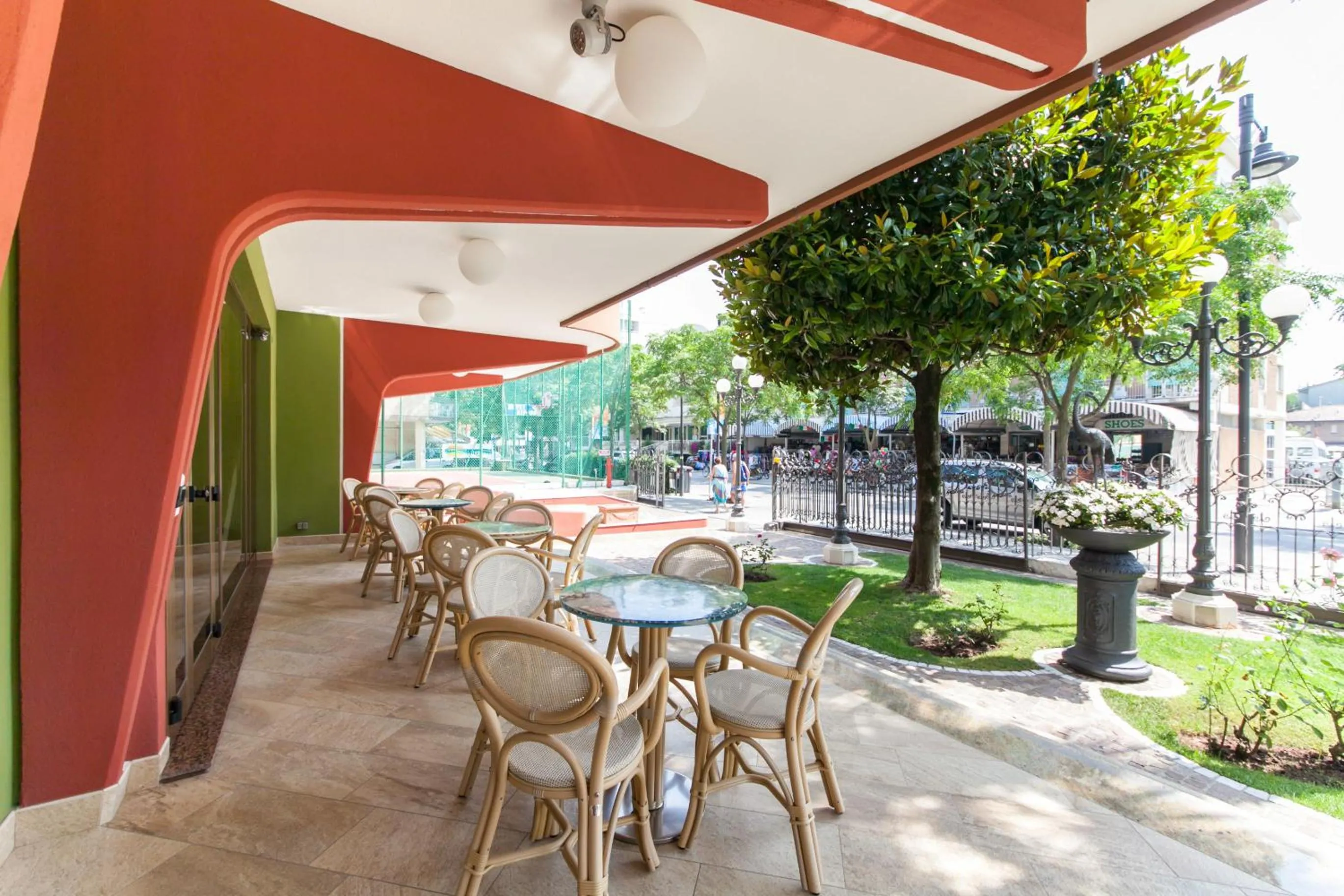 Patio in Hotel Flamingo