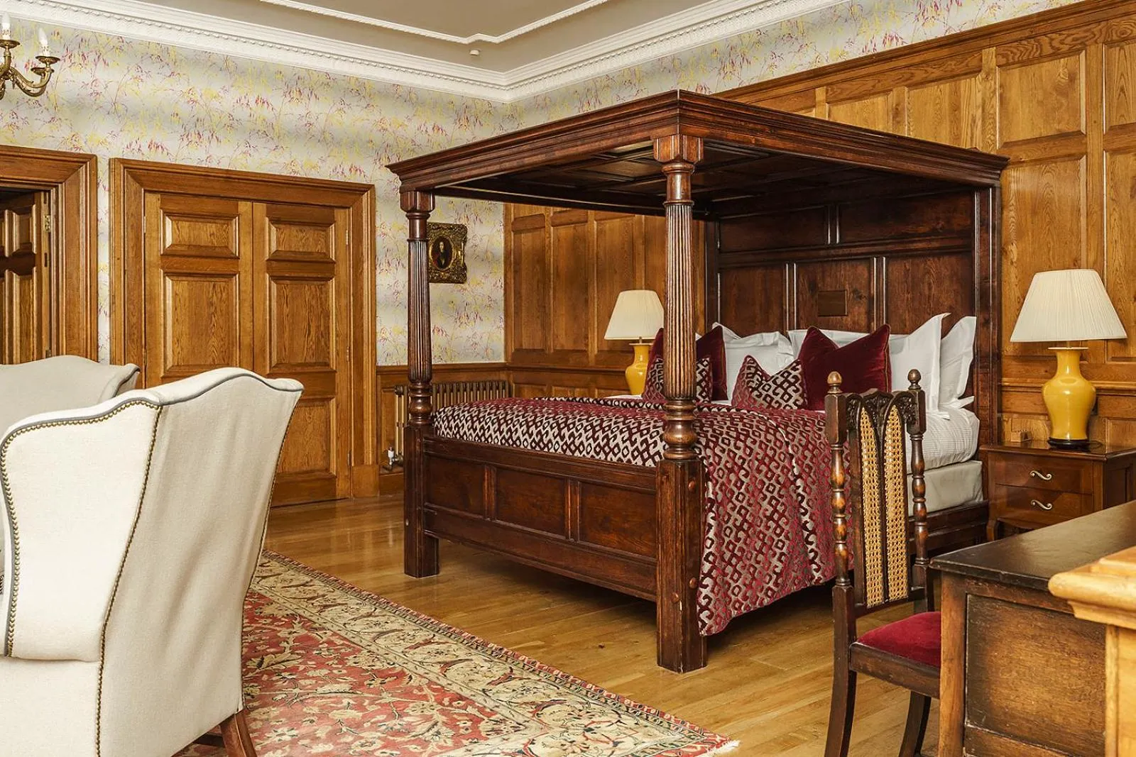 Bedroom, Bed in Lainston House