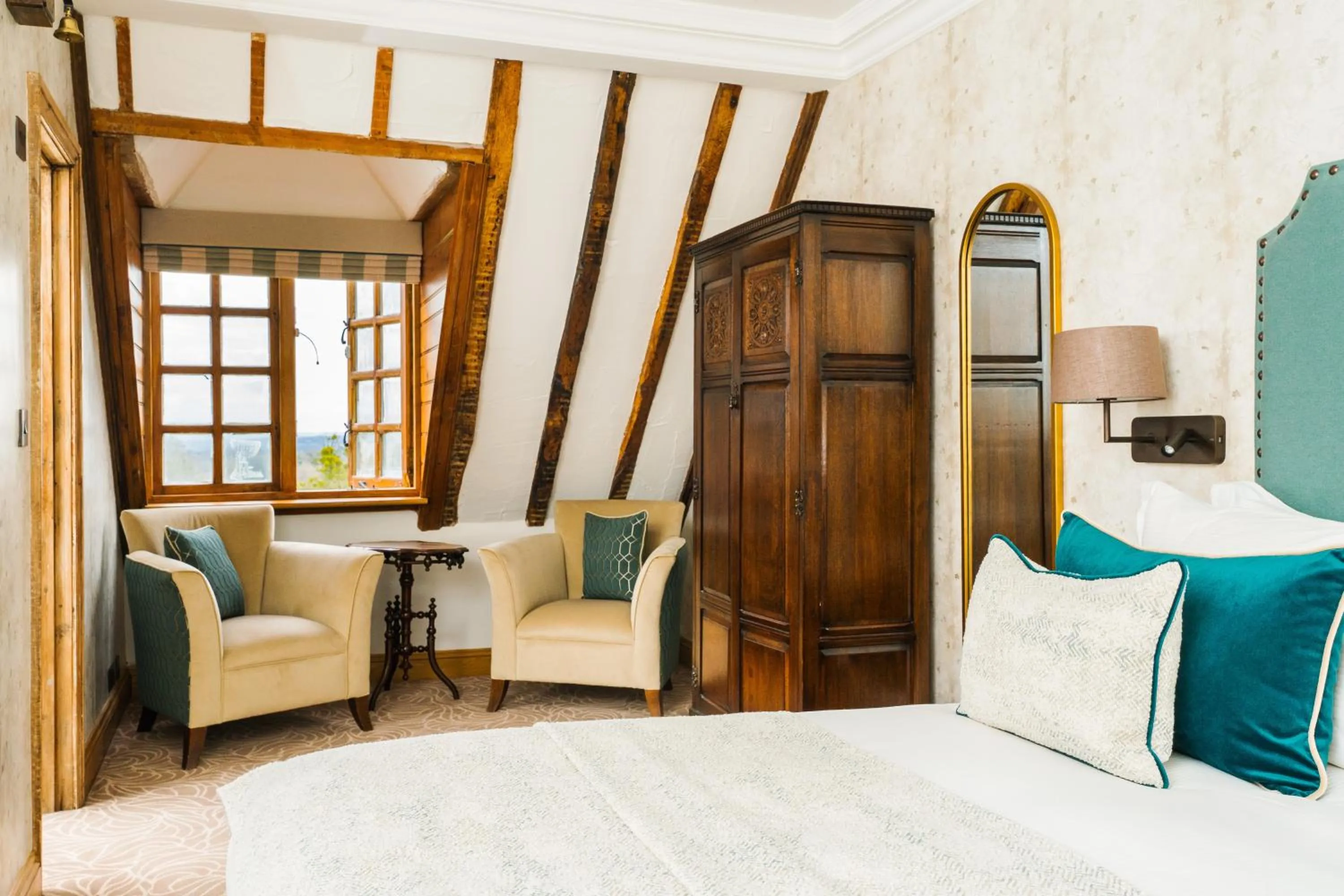 Bedroom, Bed in Lainston House