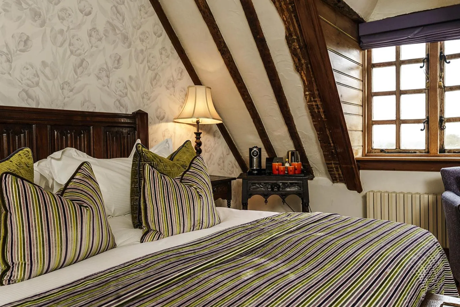 Bedroom, Bed in Lainston House