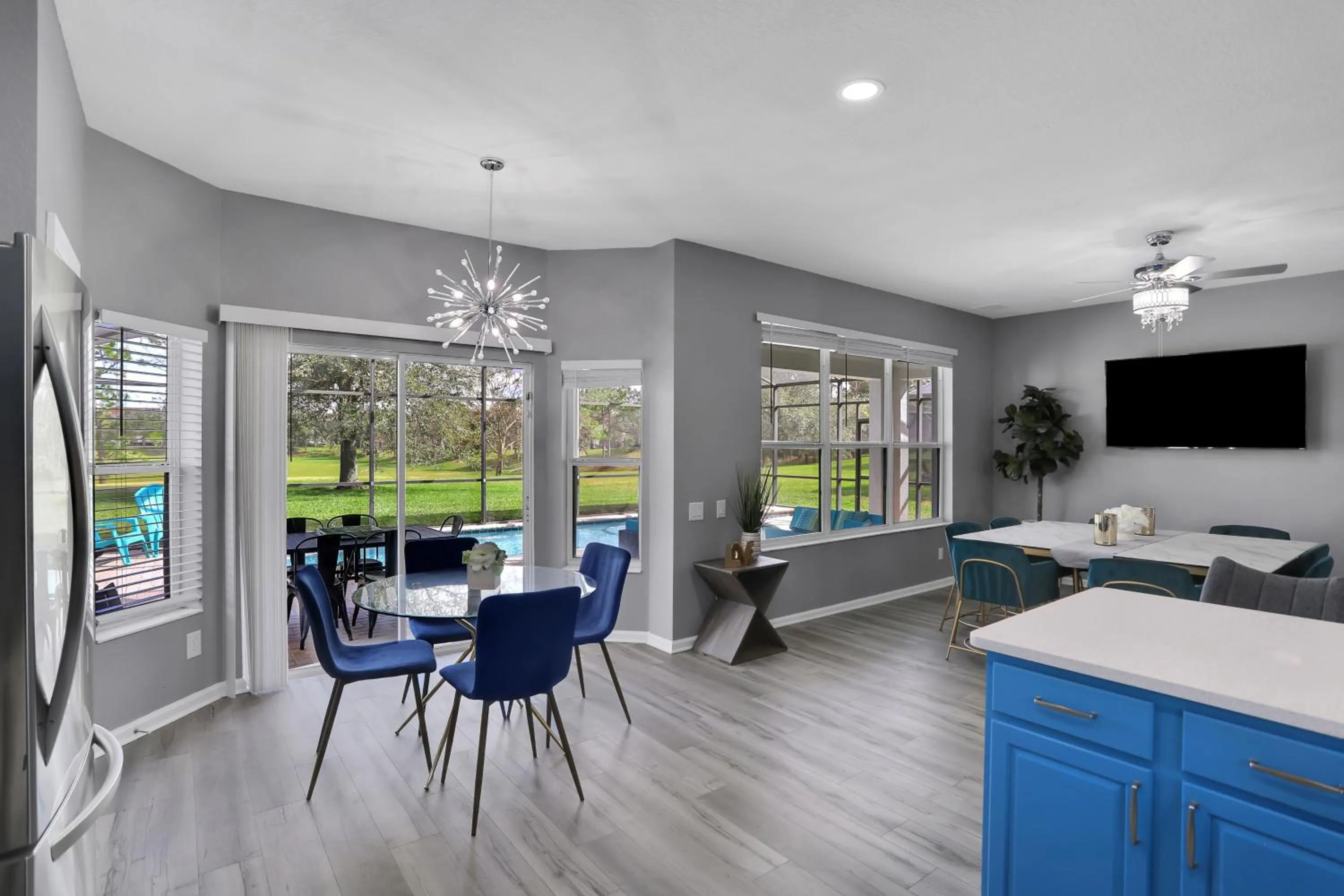 Themed Luxury 6BR Getaway with Resort Amenities