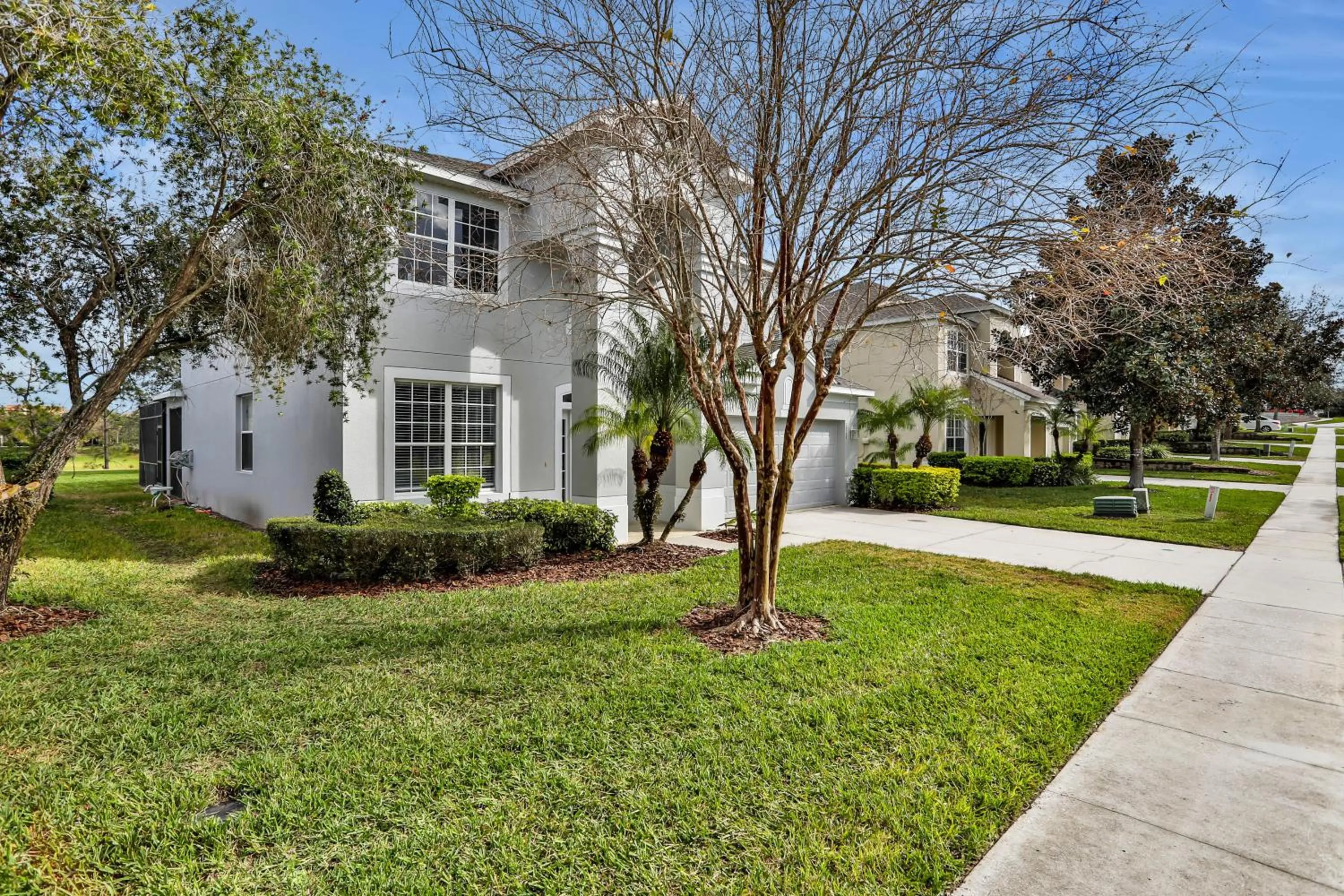 Themed Luxury 6BR Getaway with Resort Amenities