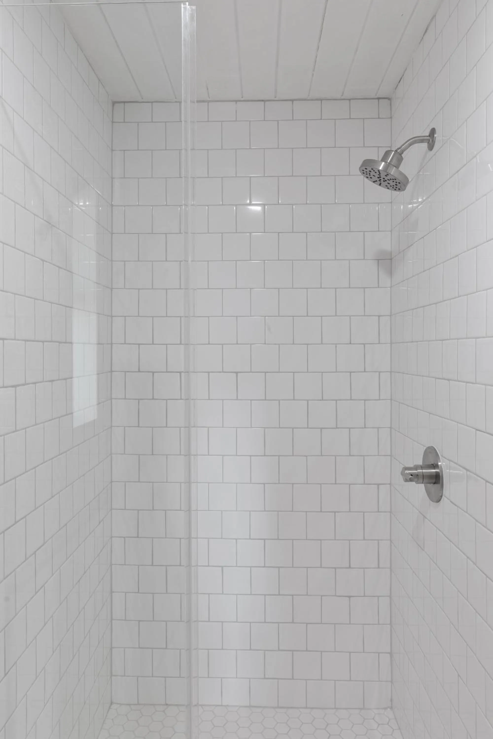 Shower in Hotel Palomino