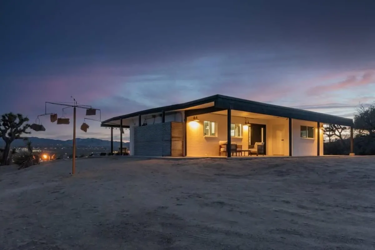 Kinetic House-Joshua Trees Sculptures Cowboy Pool