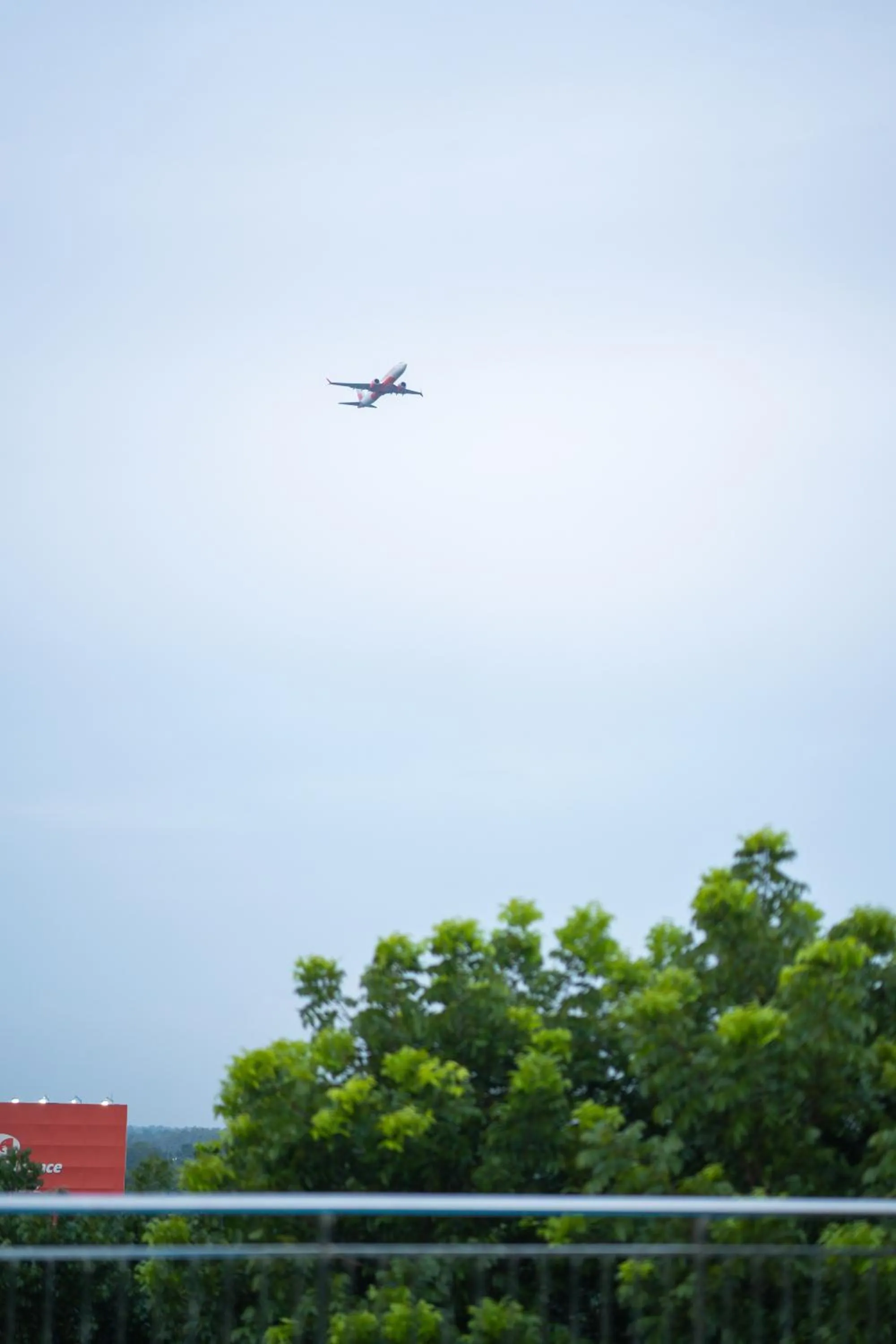 Swimming pool in Daffodils Luxury Airport Suites