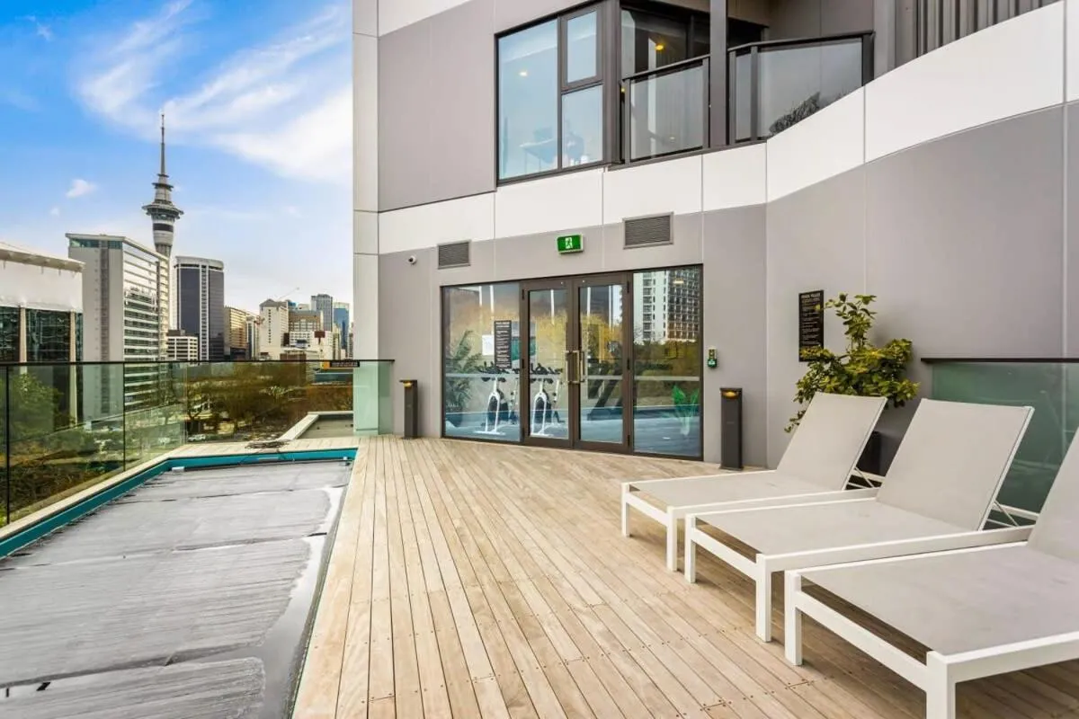 Auckland City Charm - 2BR Haven by Zodiak Stays