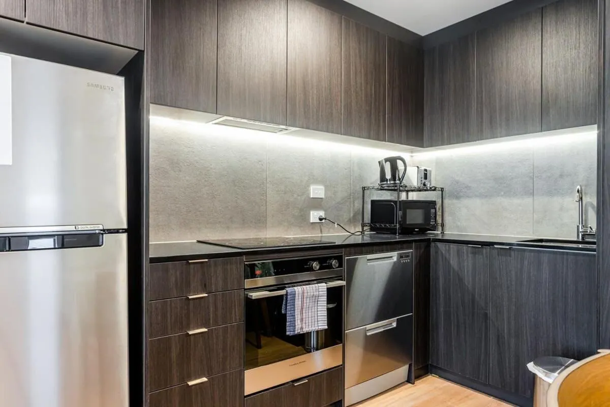 Auckland City Charm - 2BR Haven by Zodiak Stays