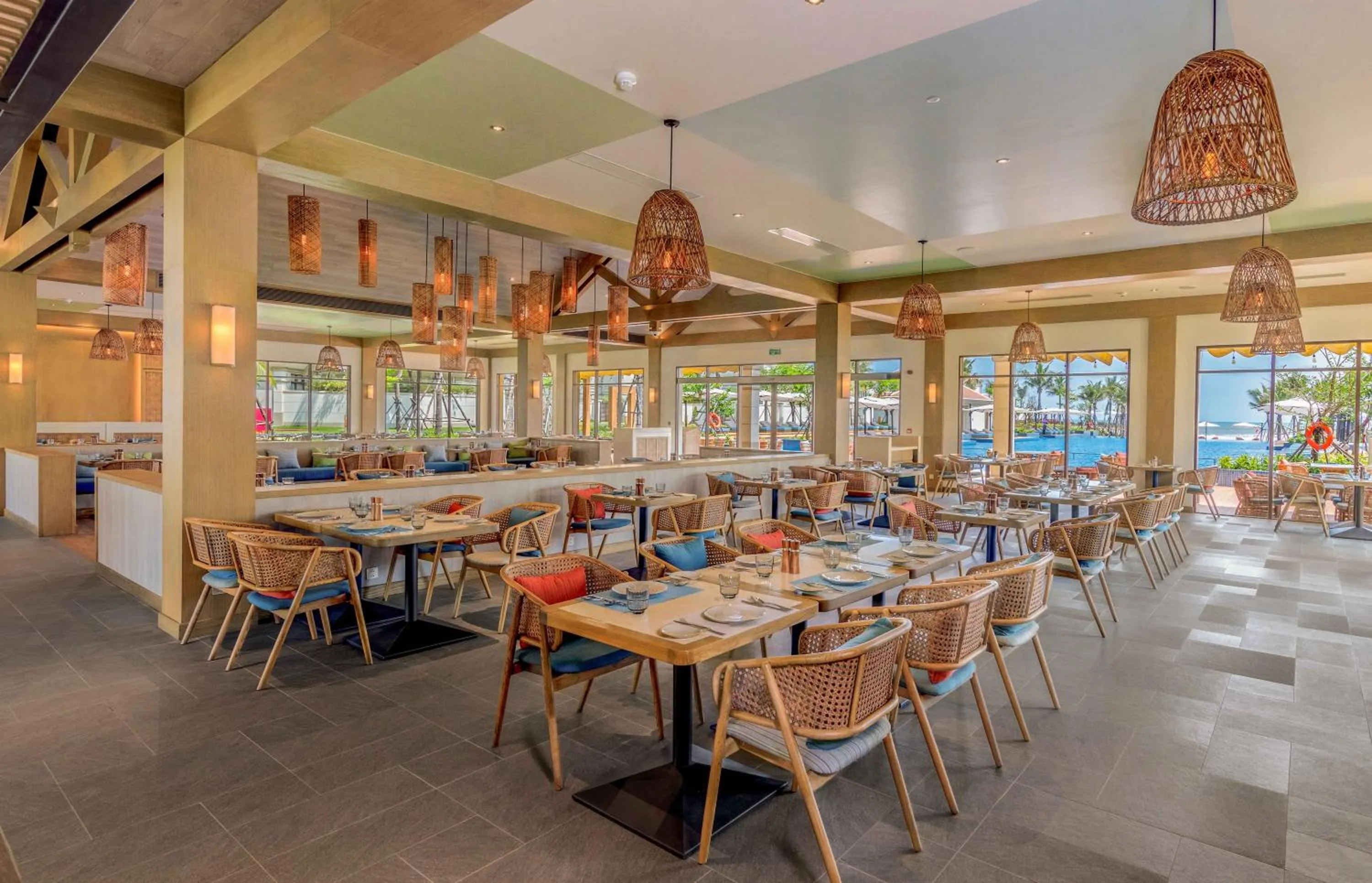 Restaurant/places to eat in Fusion Resort and Villas Da Nang