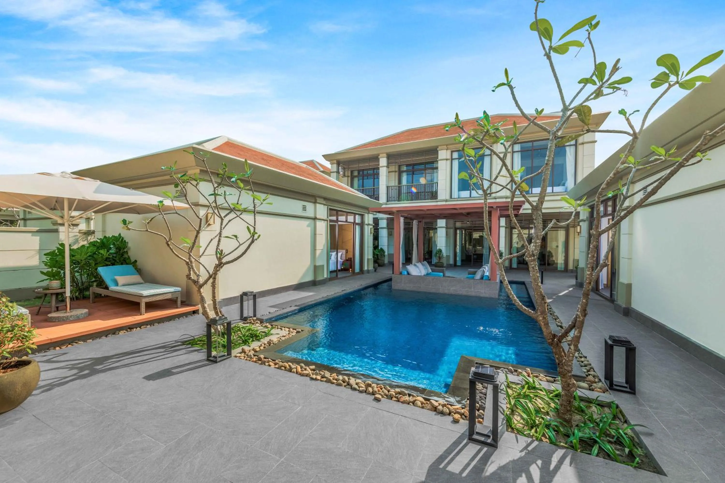 Swimming pool in Fusion Resort and Villas Da Nang