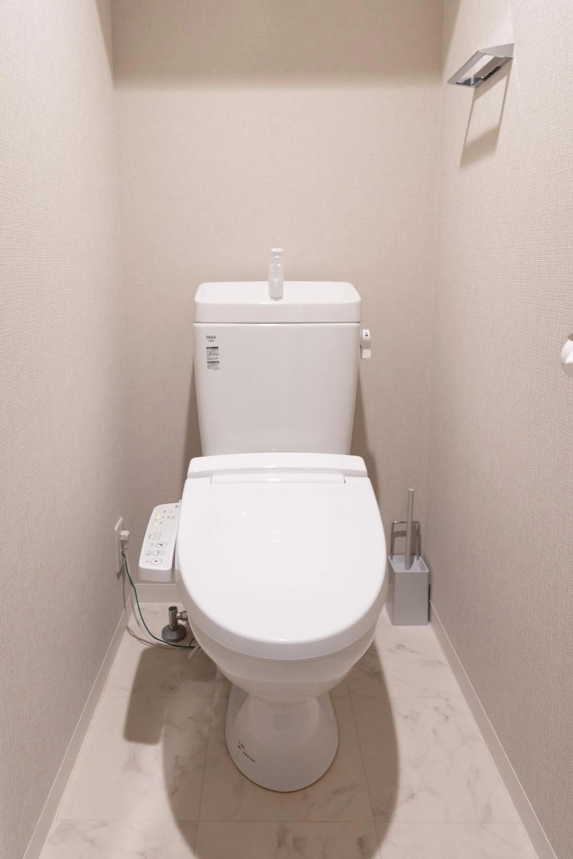 Toilet in Apartment Hotel 11 Kuromon 2