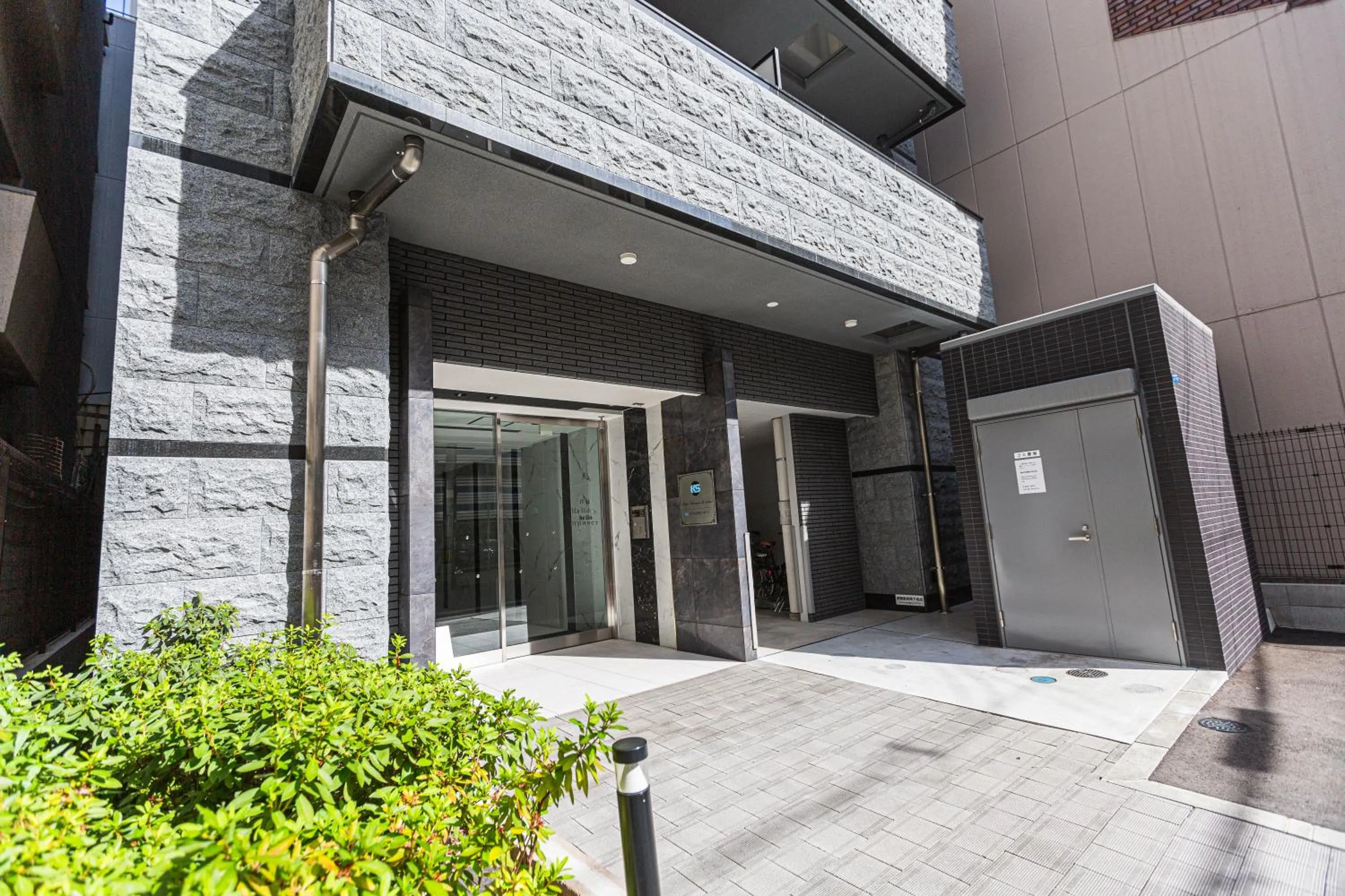 Facade/entrance in Apartment Hotel 11 Kuromon 2