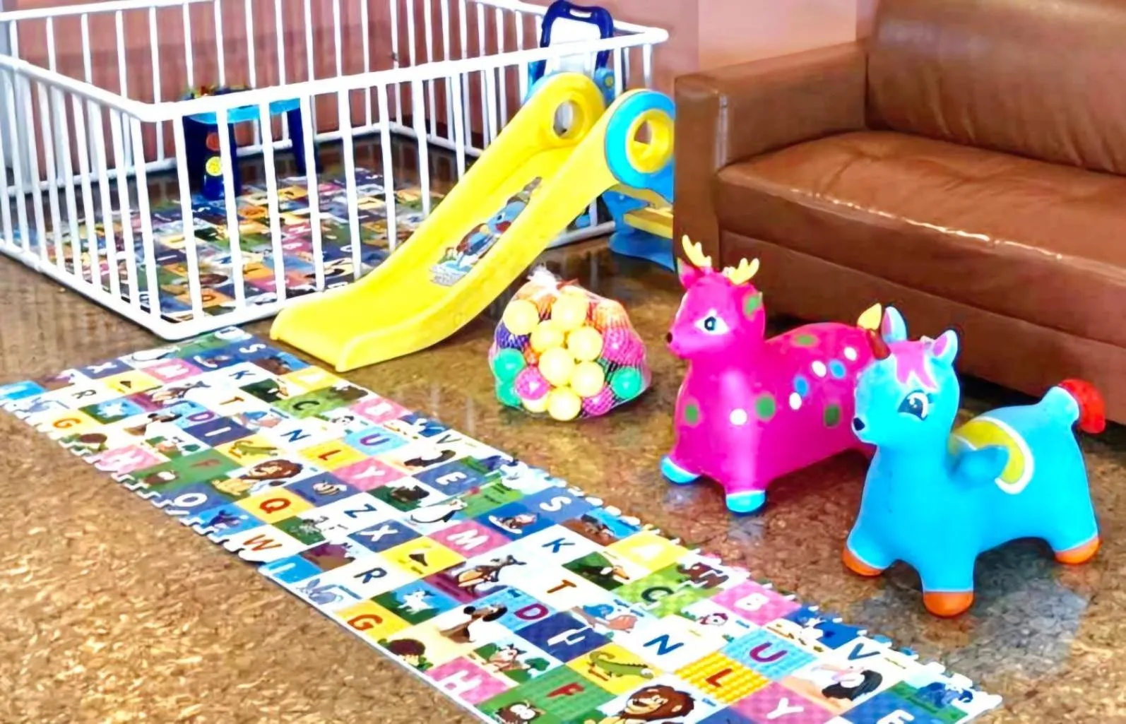 Kids's club, Children's Play Area in ROYAL GRAND PATTAYA