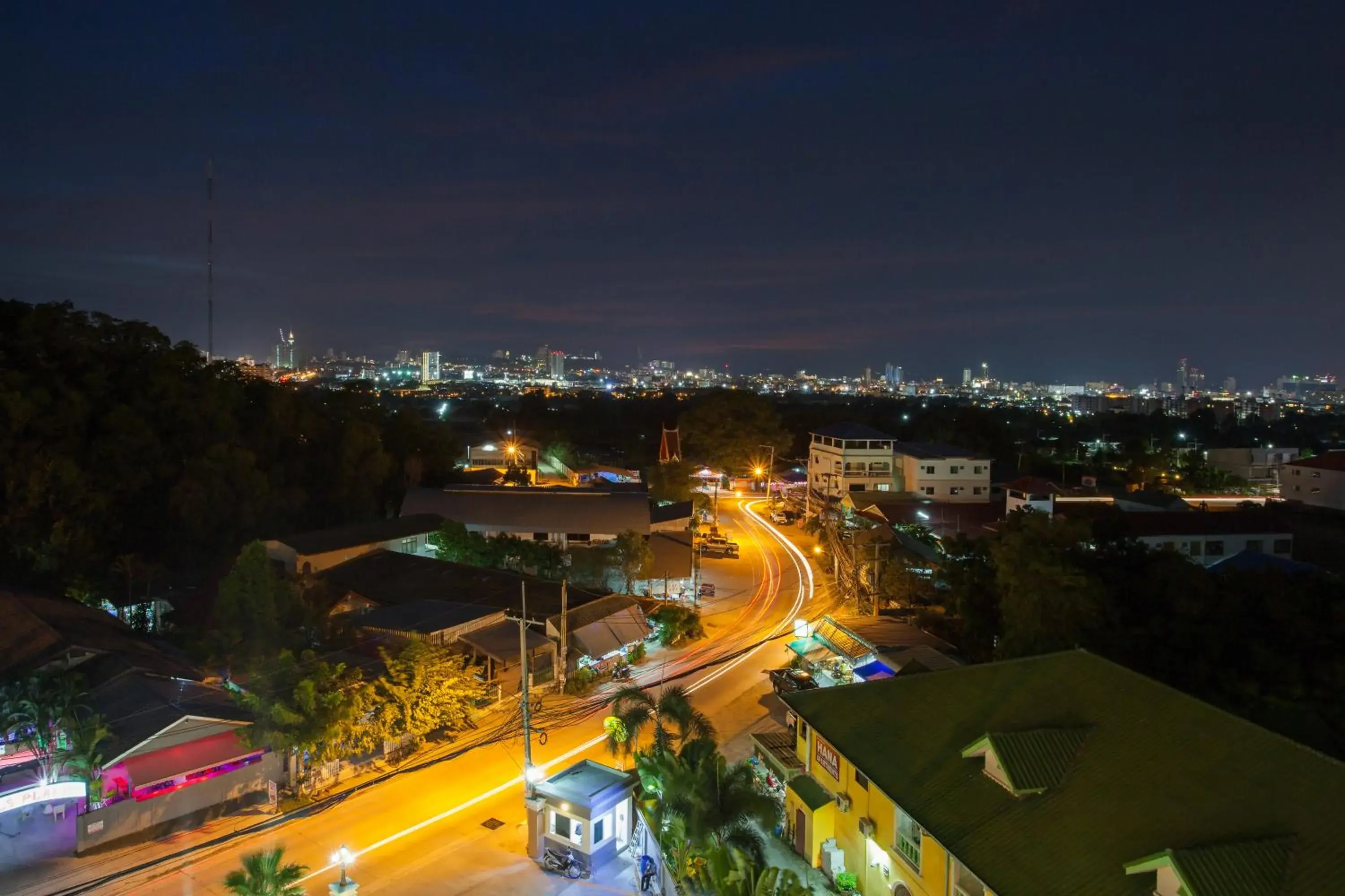 City view, Bird's-eye View in ROYAL GRAND PATTAYA