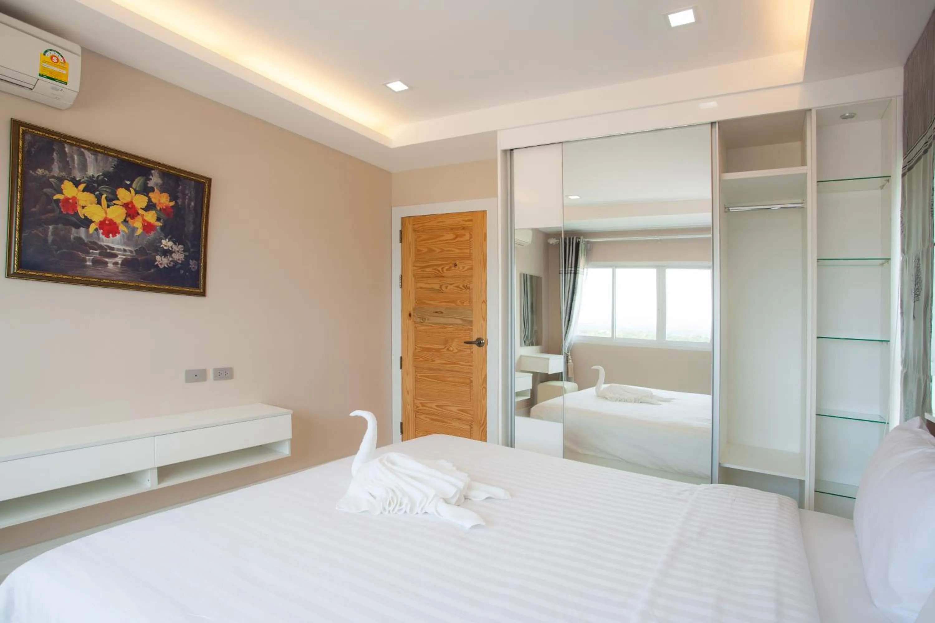Bedroom in ROYAL GRAND PATTAYA