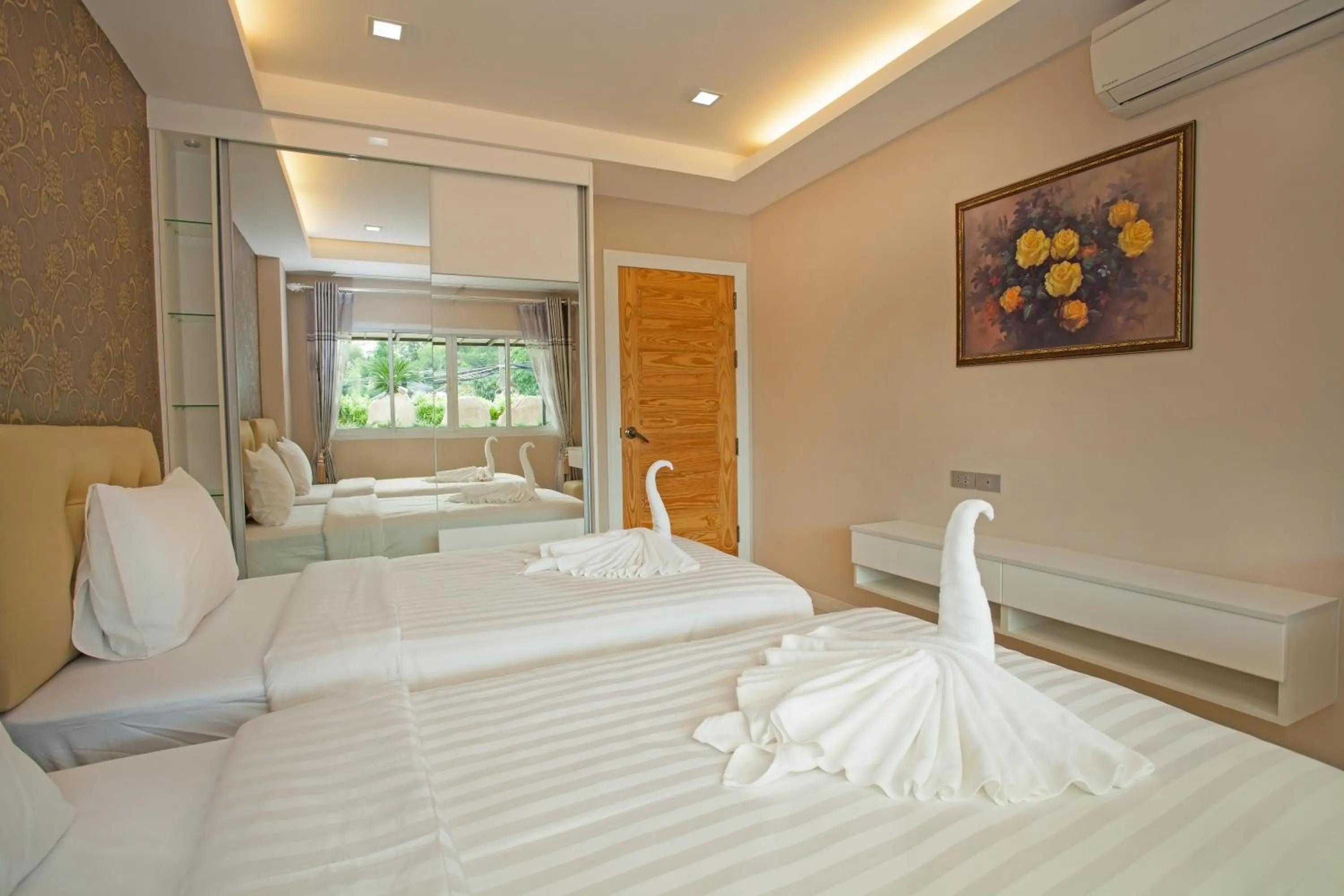 Bedroom in ROYAL GRAND PATTAYA
