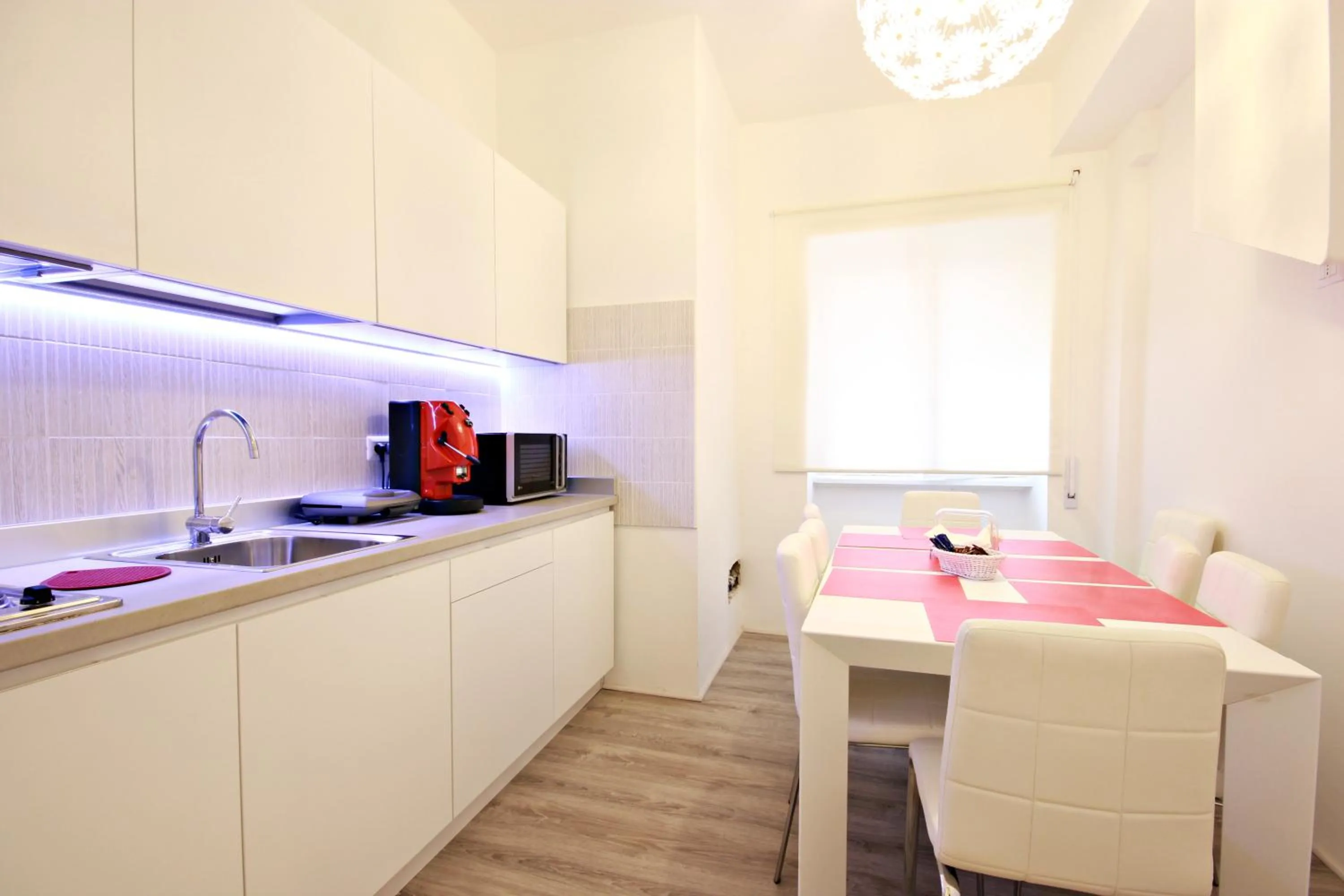 Restaurant/places to eat in Le Piazze Di Roma