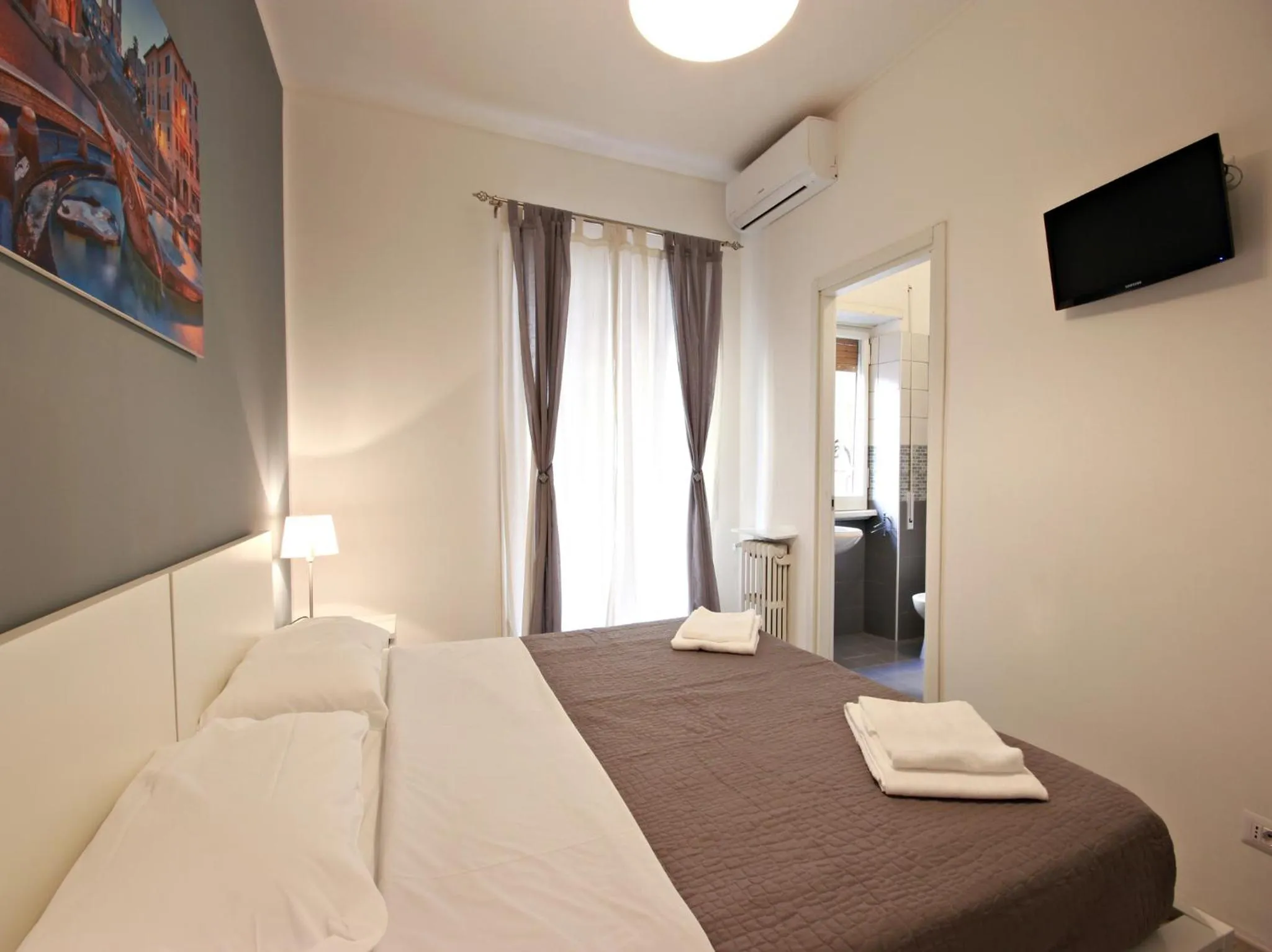 TV and multimedia, Bed in Le Piazze Di Roma