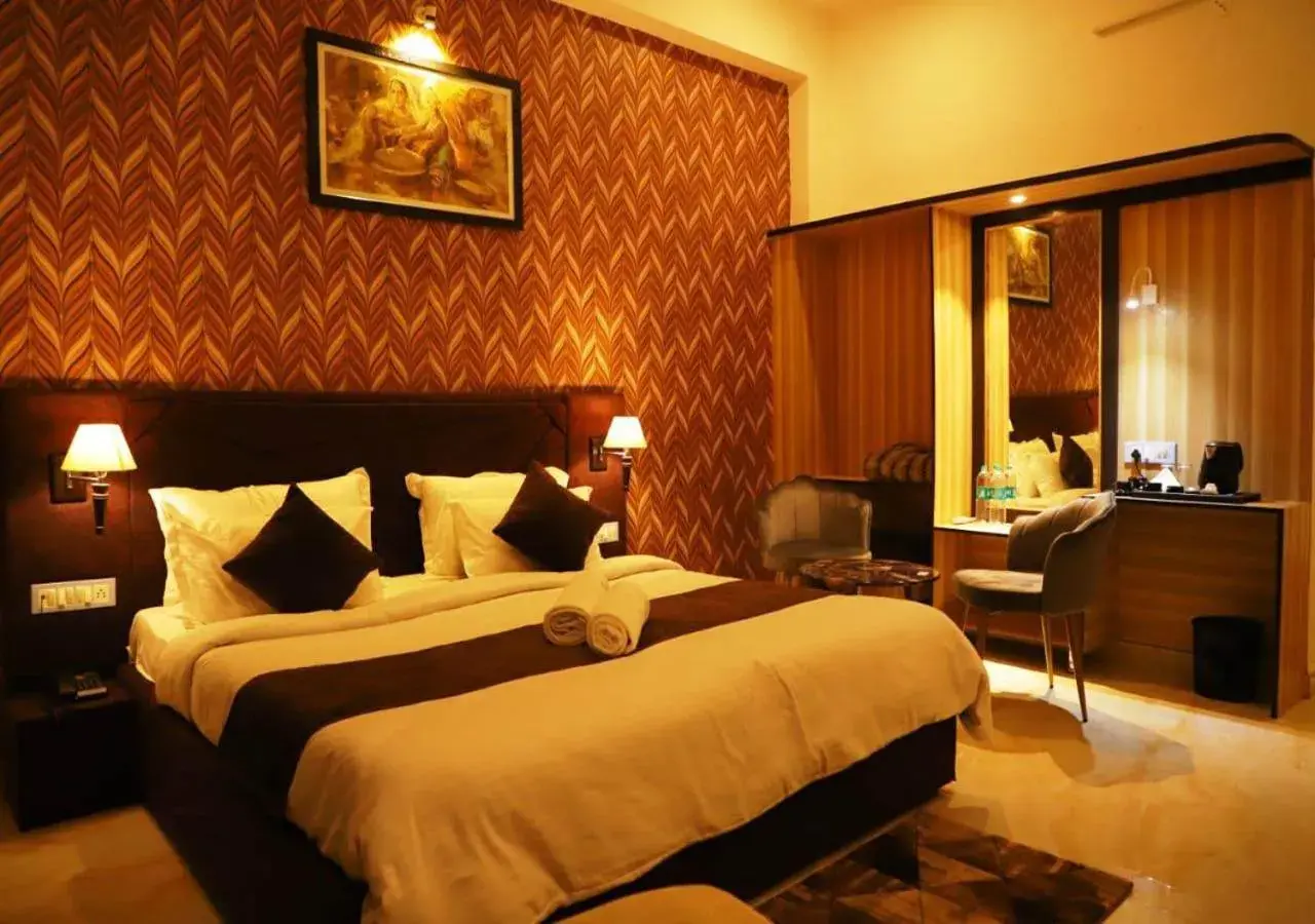Bed in HOTEL MAYURA Bed in HOTEL MAYURA