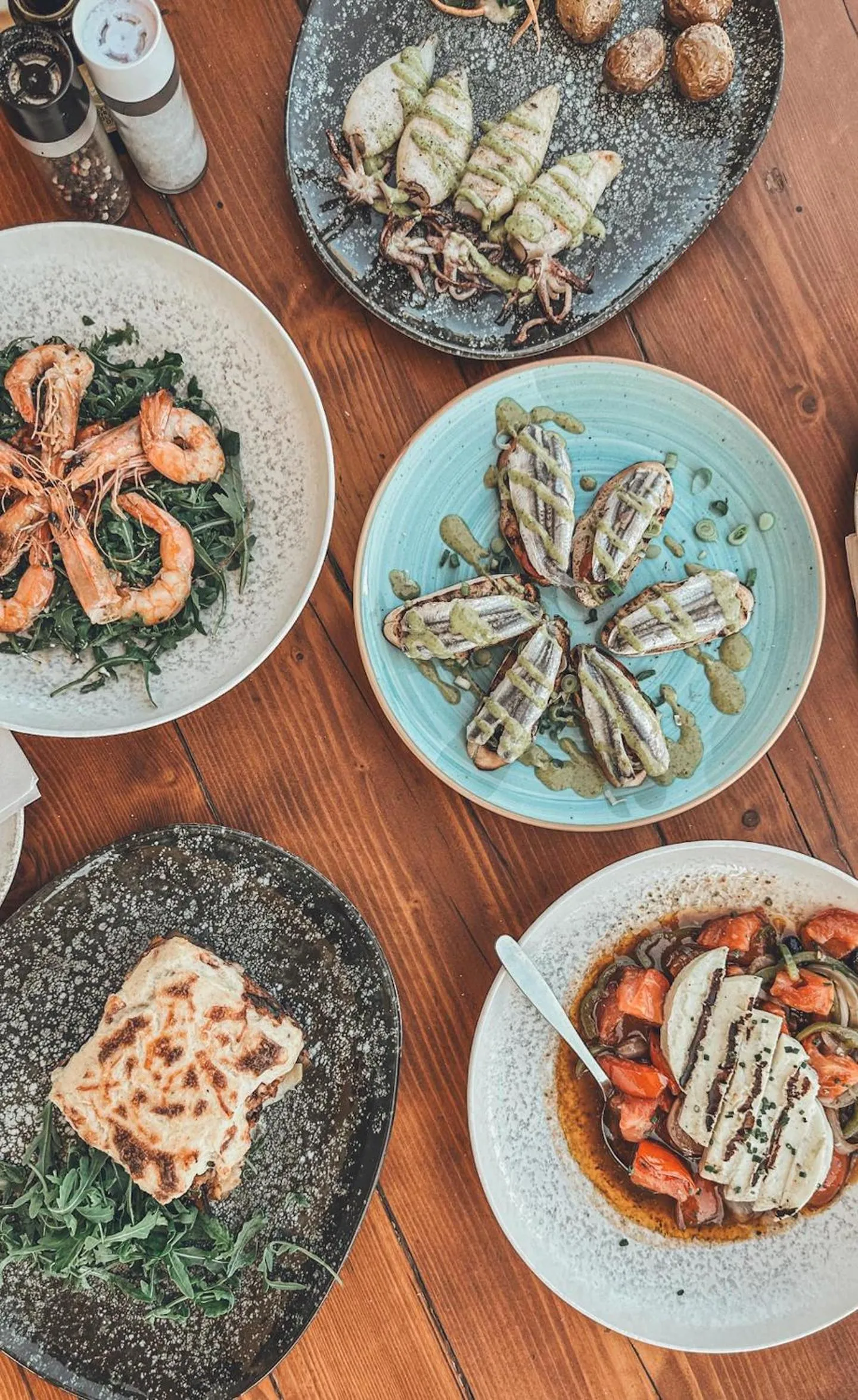 Restaurant/places to eat in Glykeria Hotel