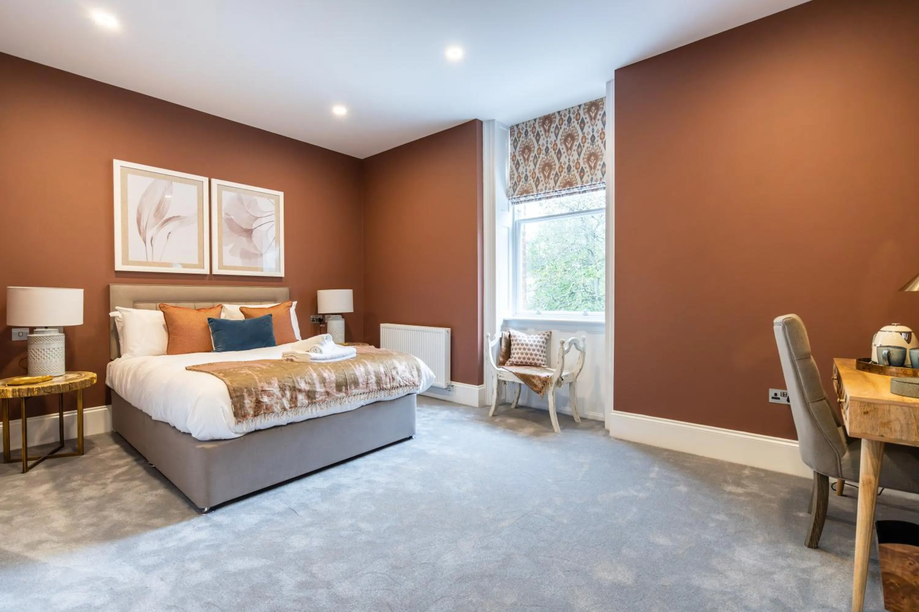 Photo of the whole room, Bed in Old Abbey House