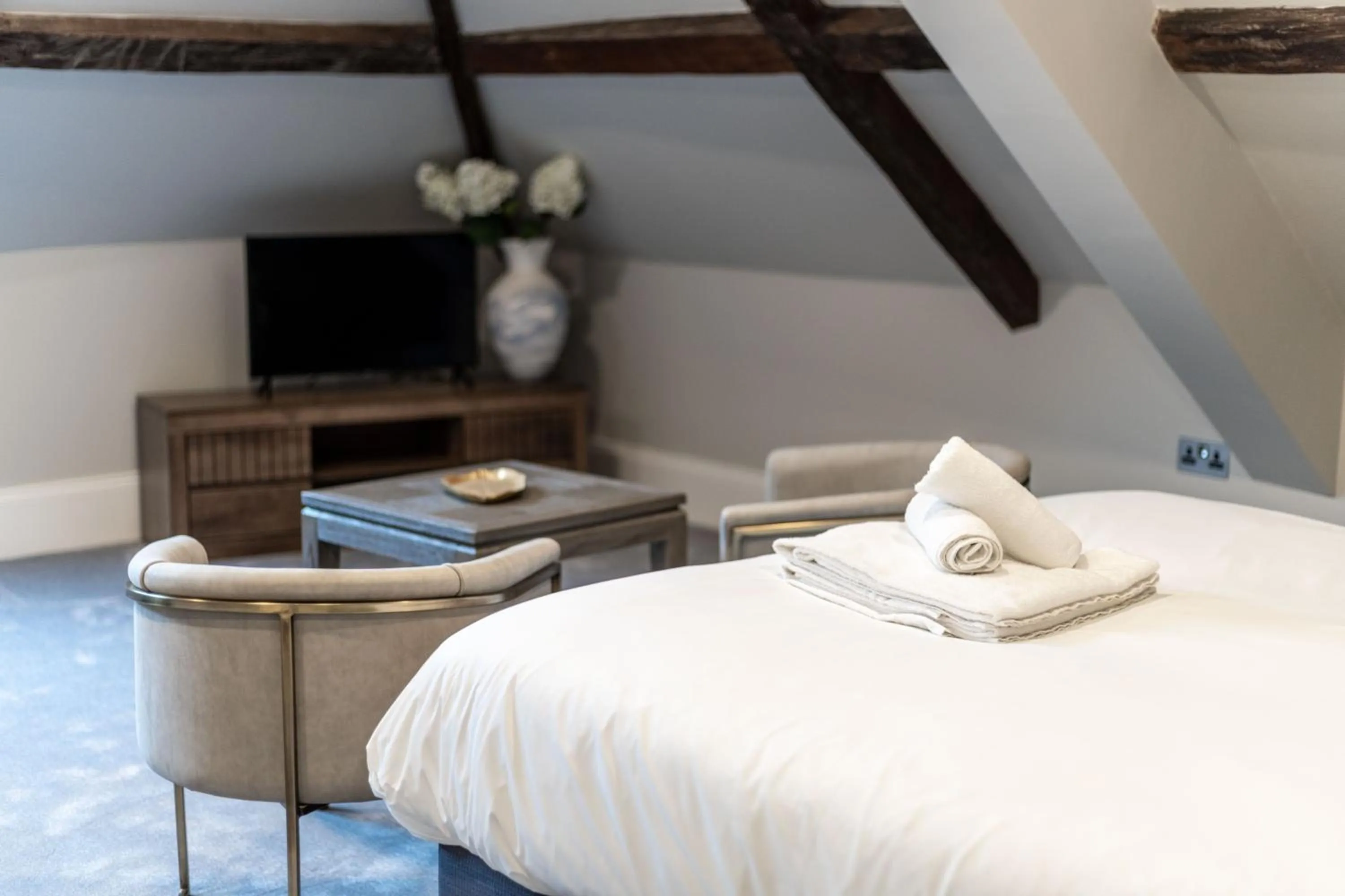 TV and multimedia, Bed in Old Abbey House