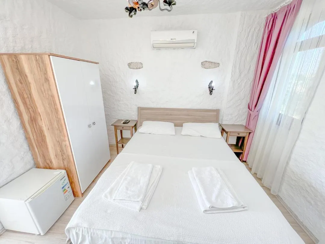 Bed in Gonulhan Hotel