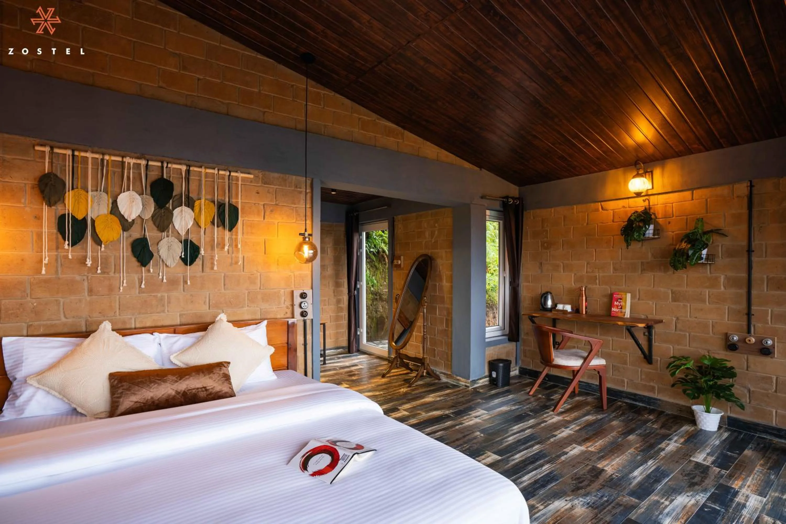 Bed in Zostel Plus Poombarai, Kodaikanal