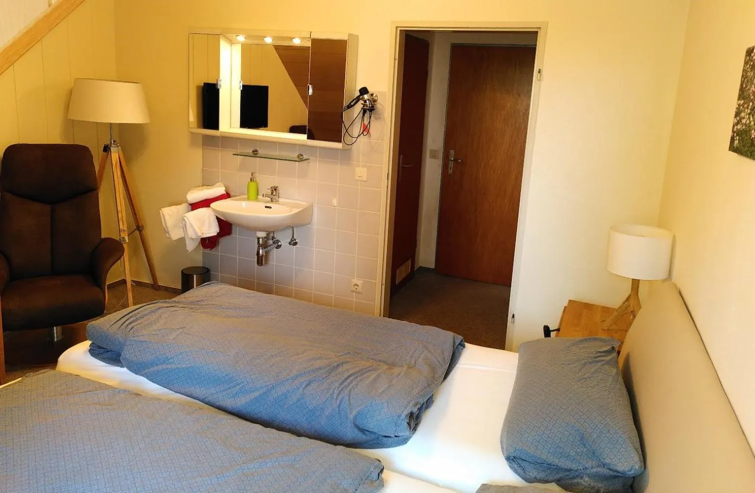 Bedroom, Bed in Bio-Hotel Zum Forsthaus