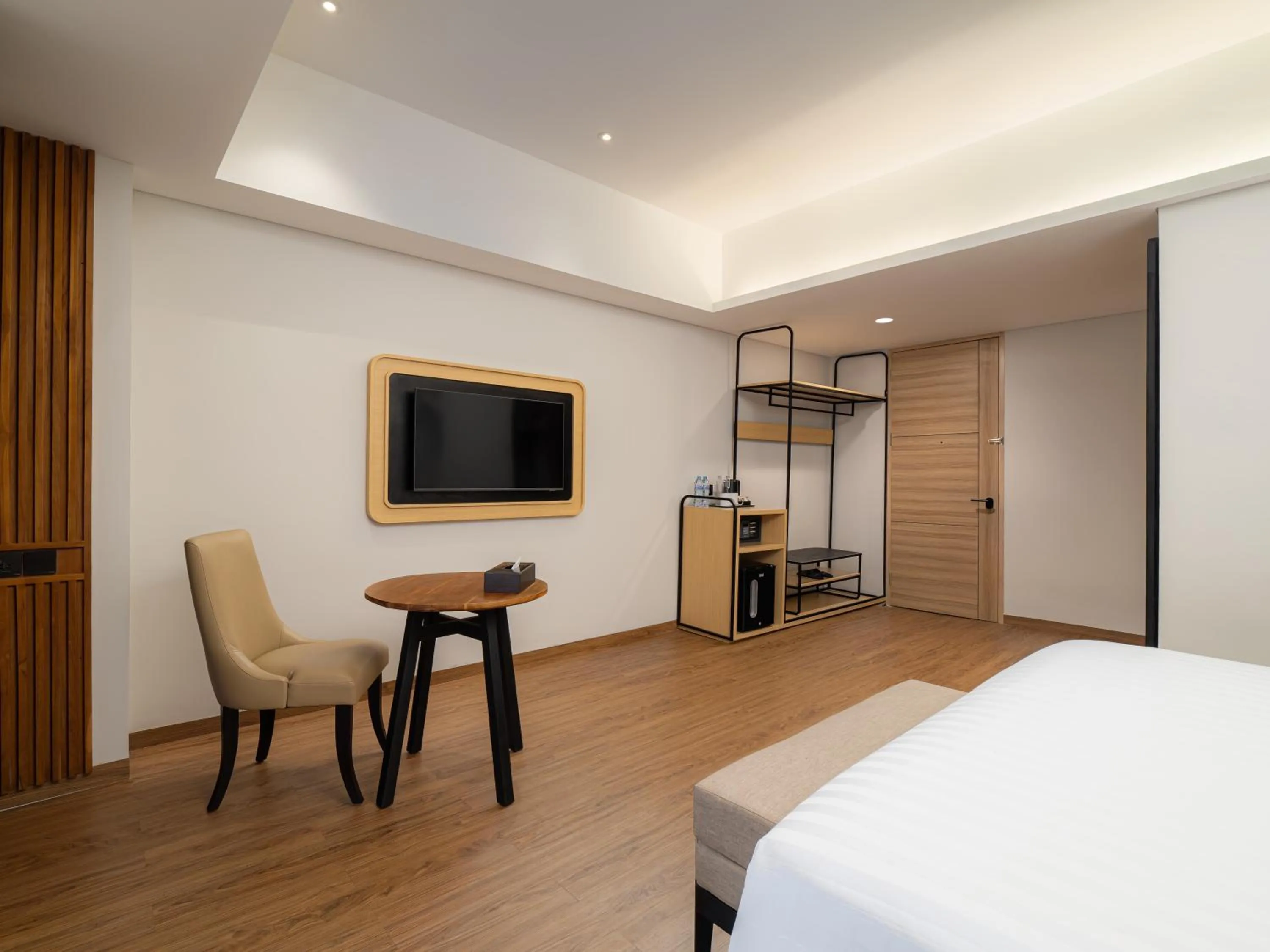 Bed in Luminor Hotel Padjadjaran Bogor by WH