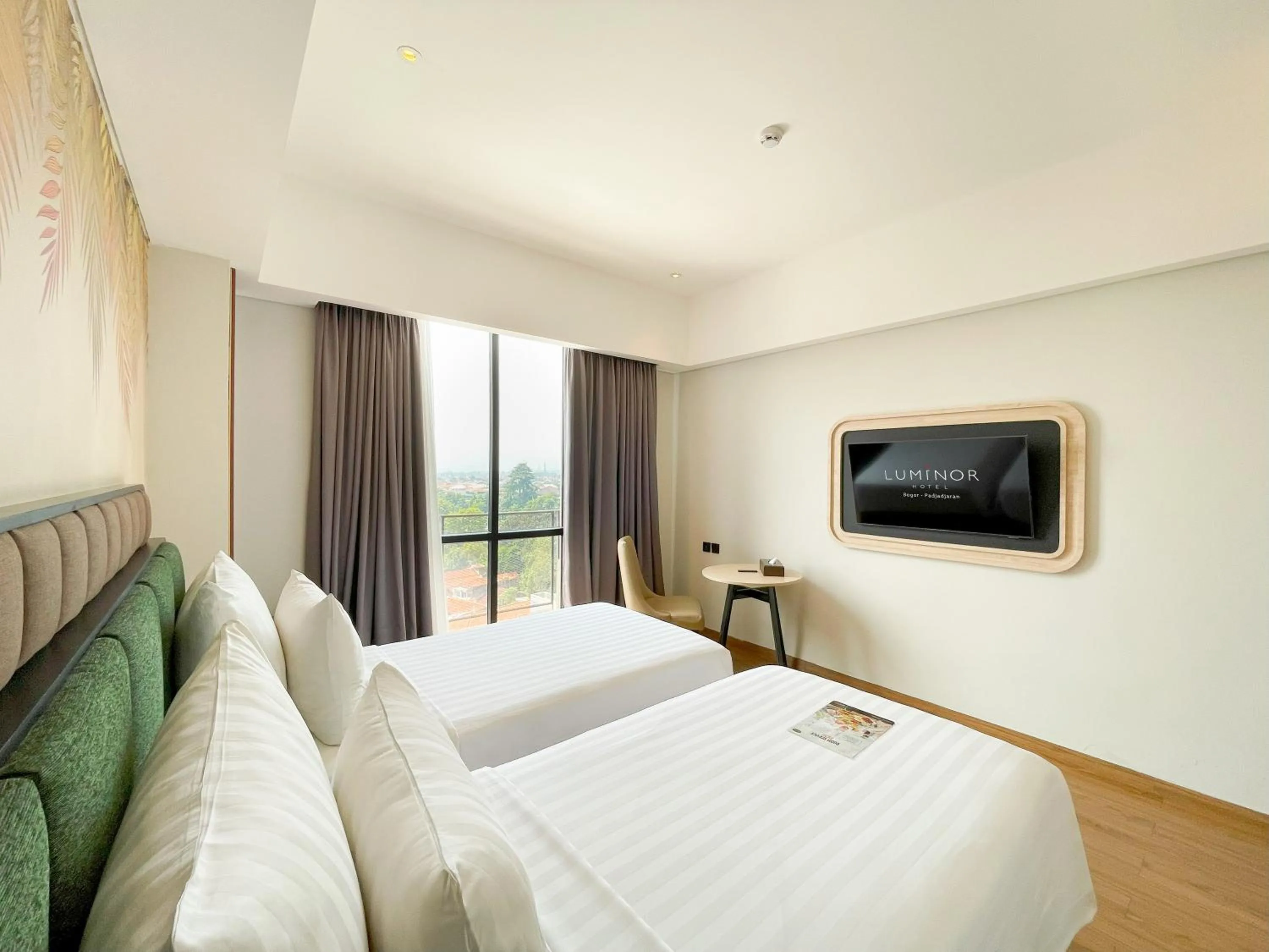 Bed in Luminor Hotel Padjadjaran Bogor by WH