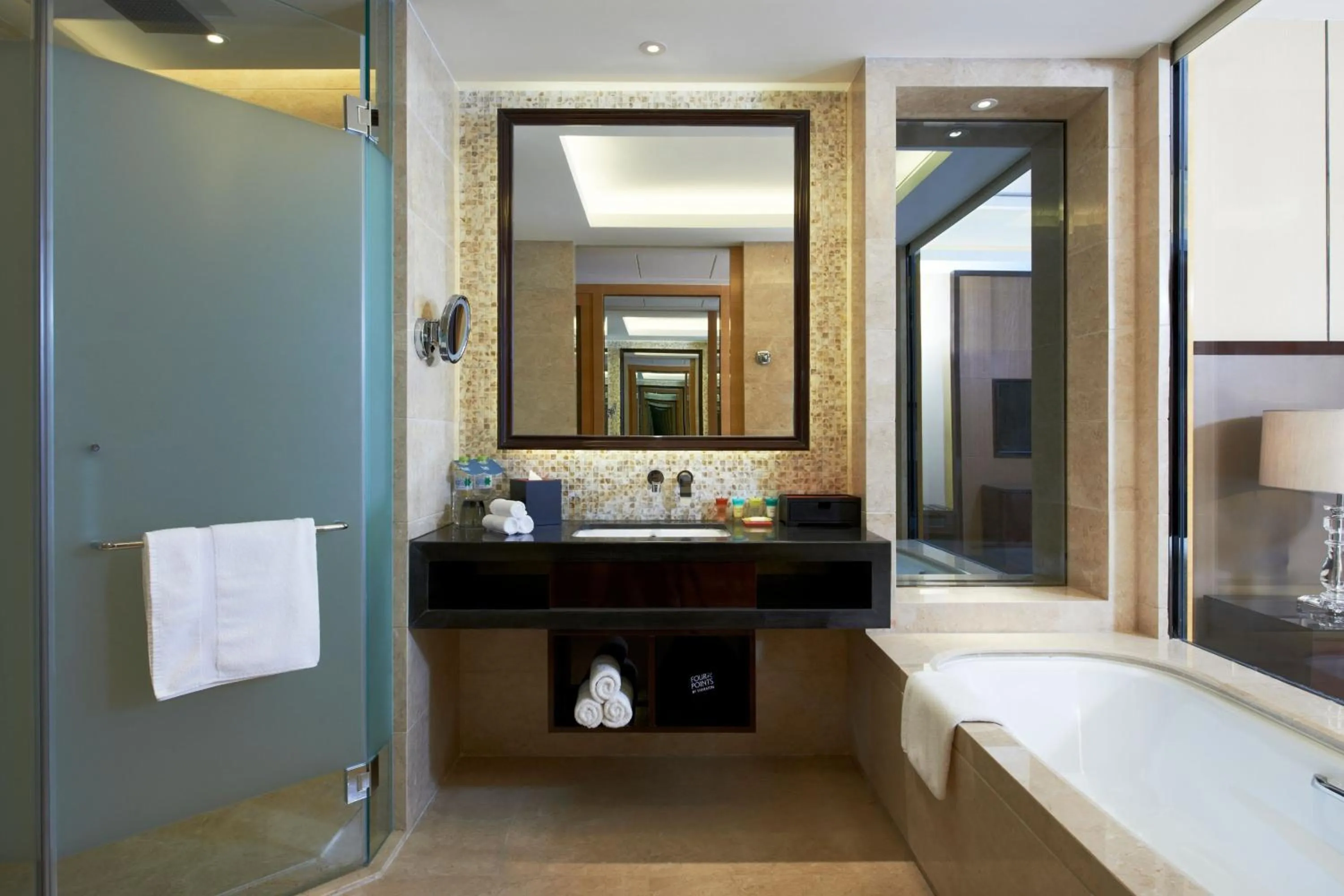 Bathroom in Four Points by Sheraton Langfang, Gu'an