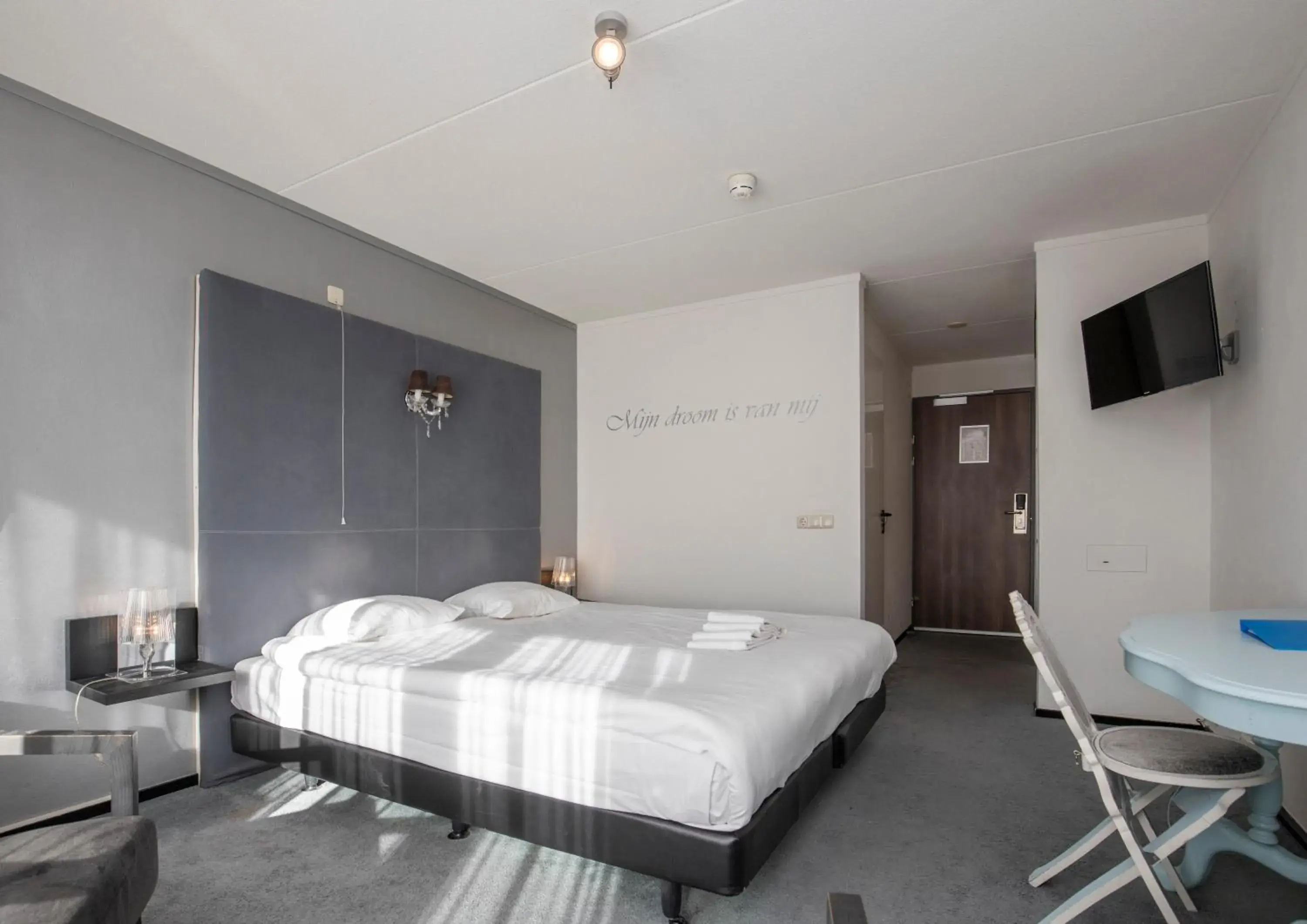 Photo of the whole room, Bed in Fletcher Hotel Landgoed Avegoor Photo of the whole room, Bed in Fletcher Hotel Landgoed Avegoor