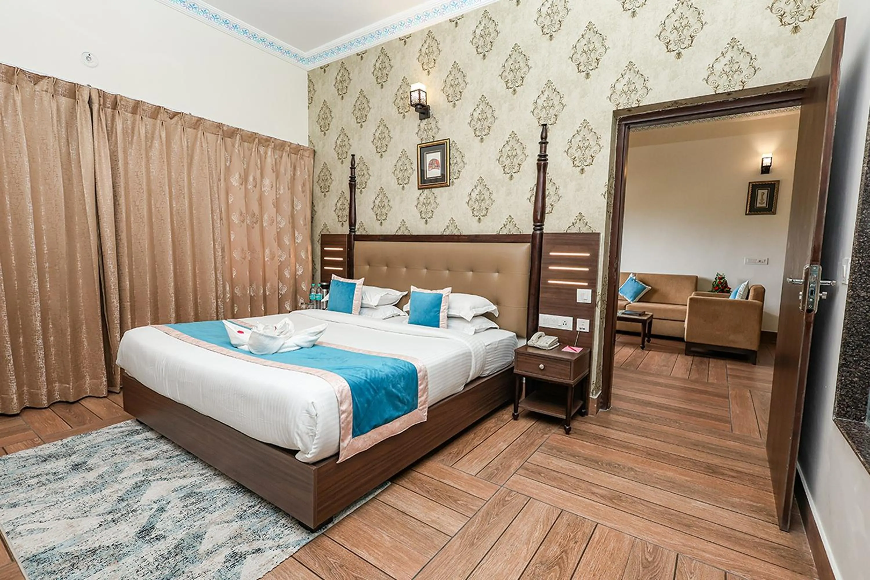 Bed in Labh Garh Palace Resort & Spa