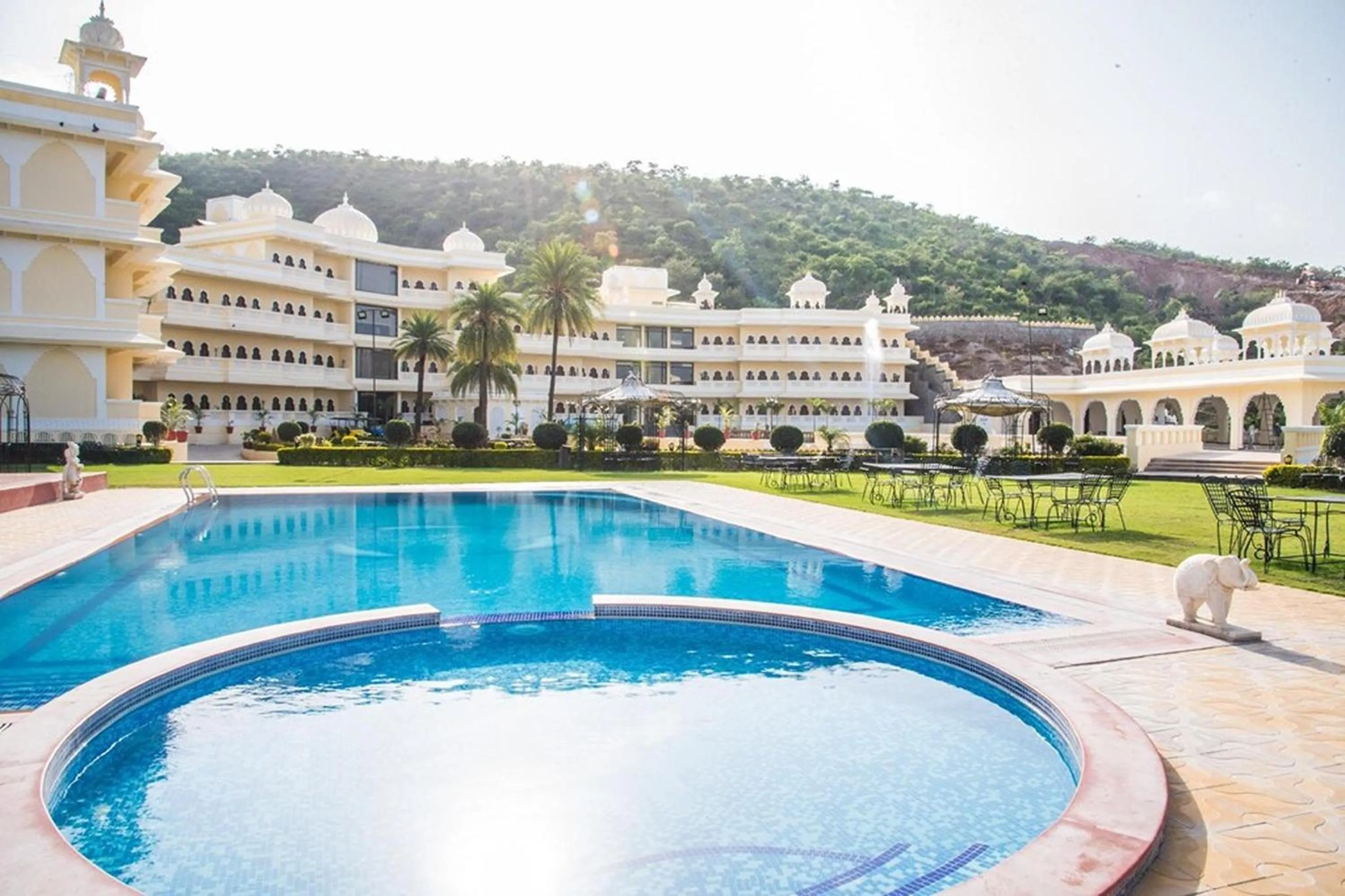 Natural landscape in Labh Garh Palace Resort & Spa