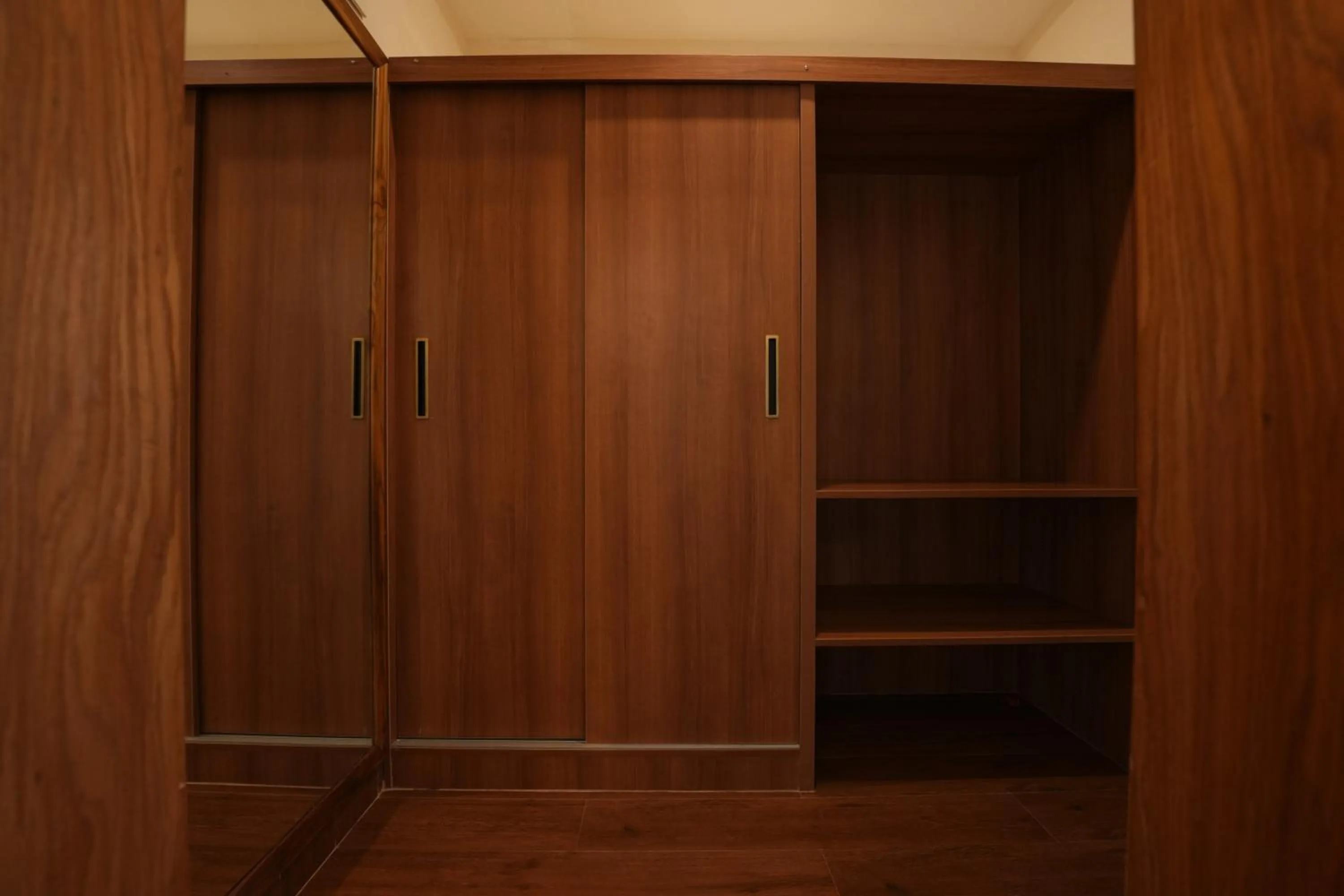 wardrobe in Malnad Shire Eco Resort