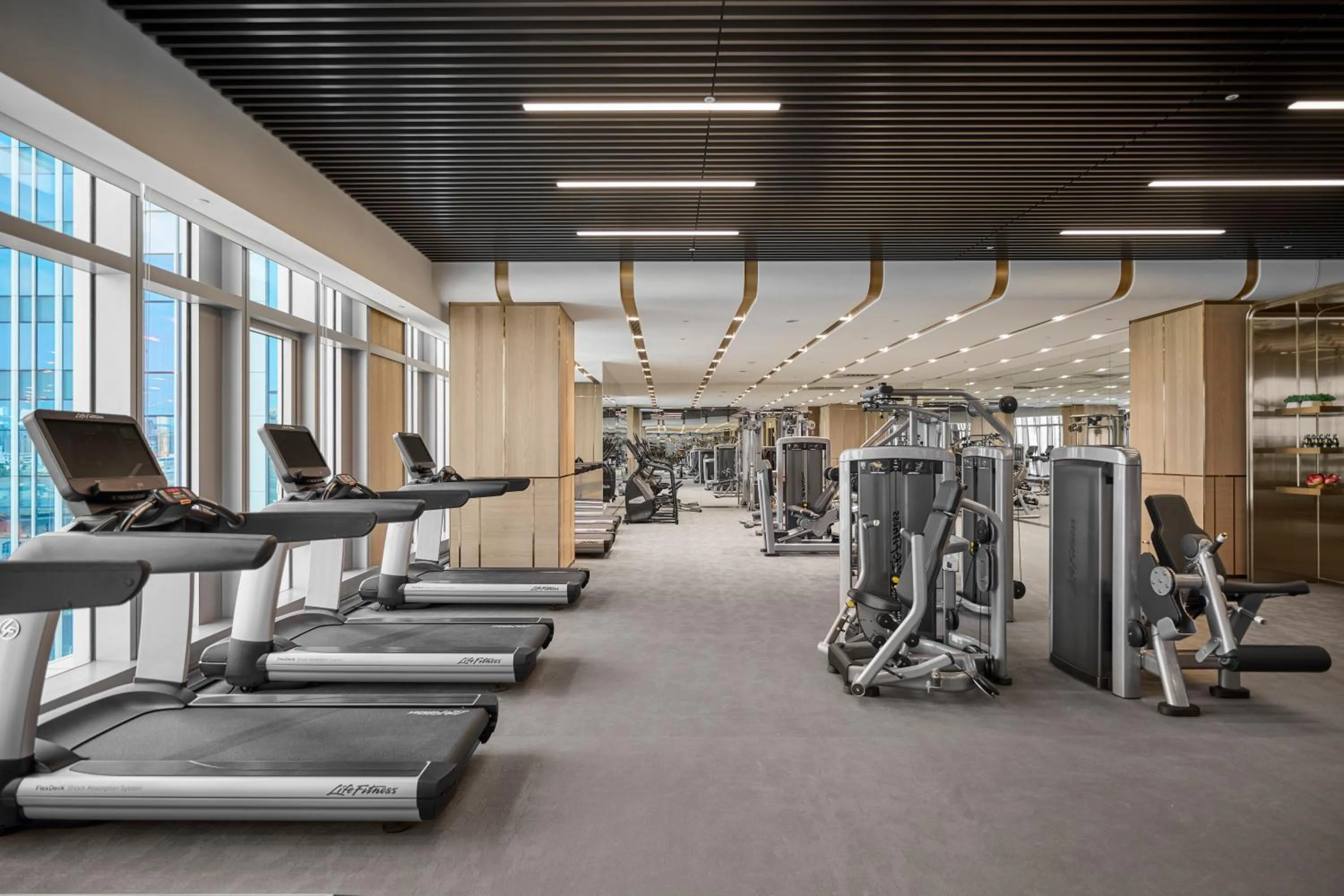 Fitness centre/facilities in Grand HiLai Taipei