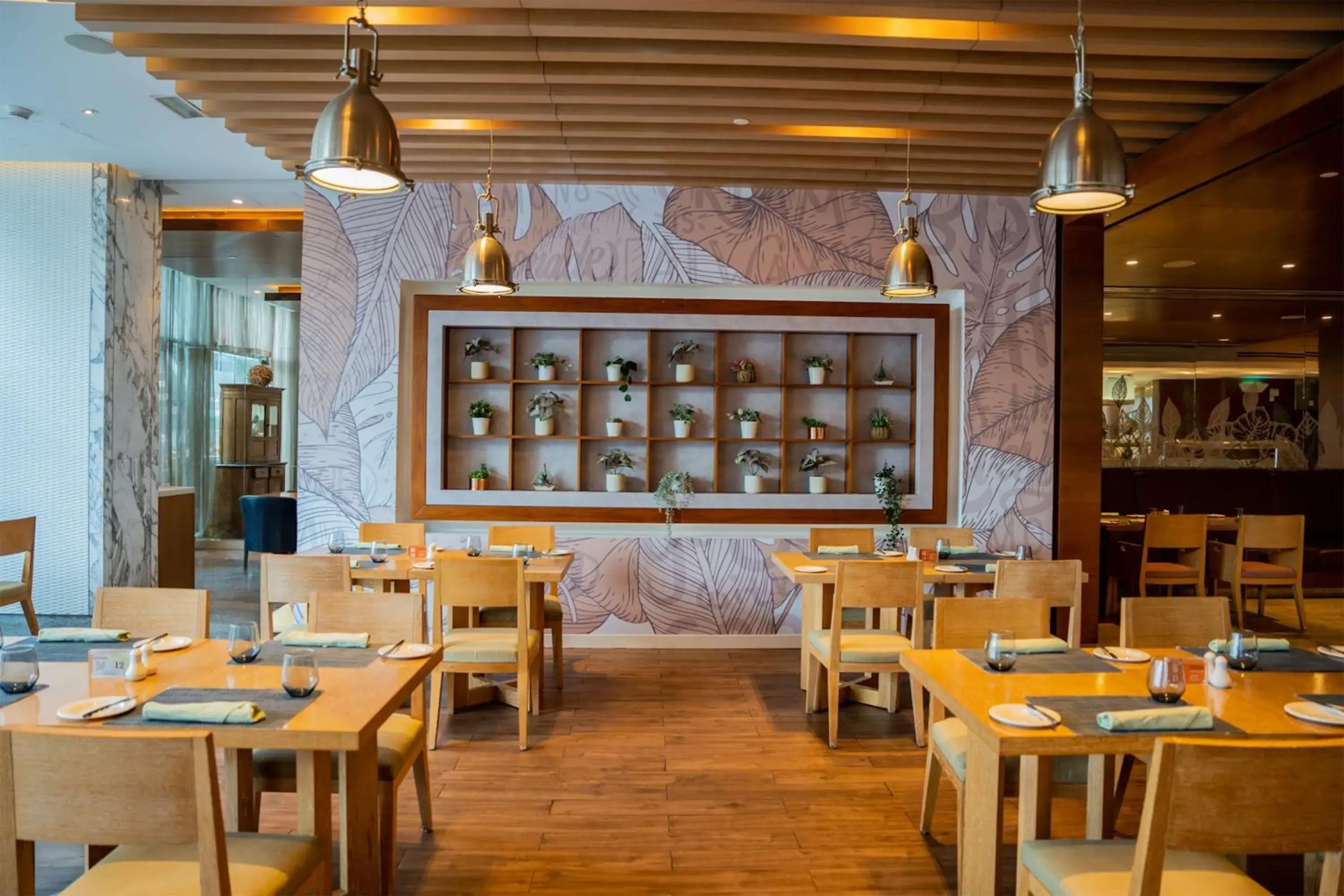 Restaurant/places to eat in DoubleTree by Hilton Dubai Jumeirah Beach Restaurant/places to eat in DoubleTree by Hilton Dubai Jumeirah Beach