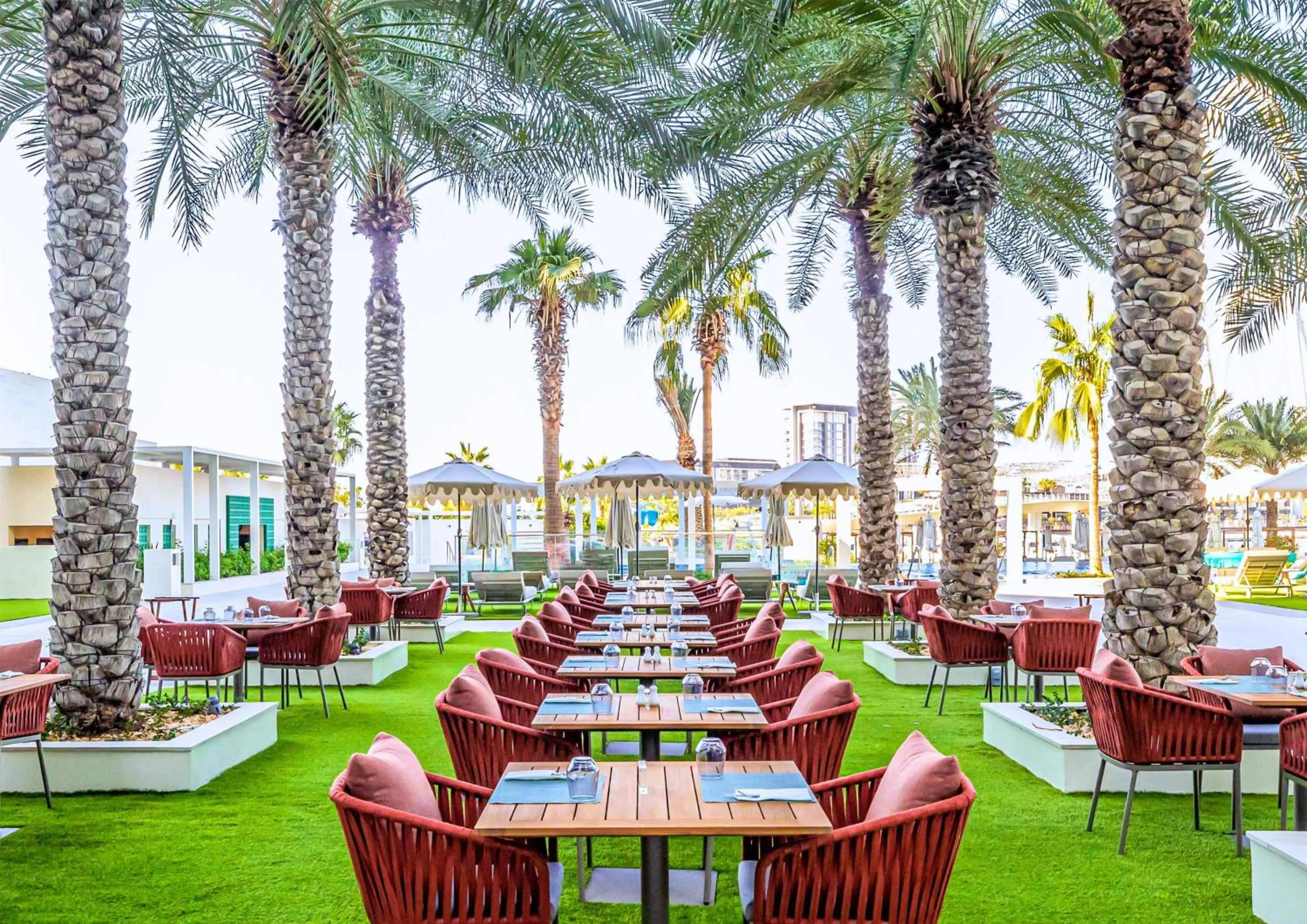 Restaurant/places to eat in DoubleTree by Hilton Dubai Jumeirah Beach