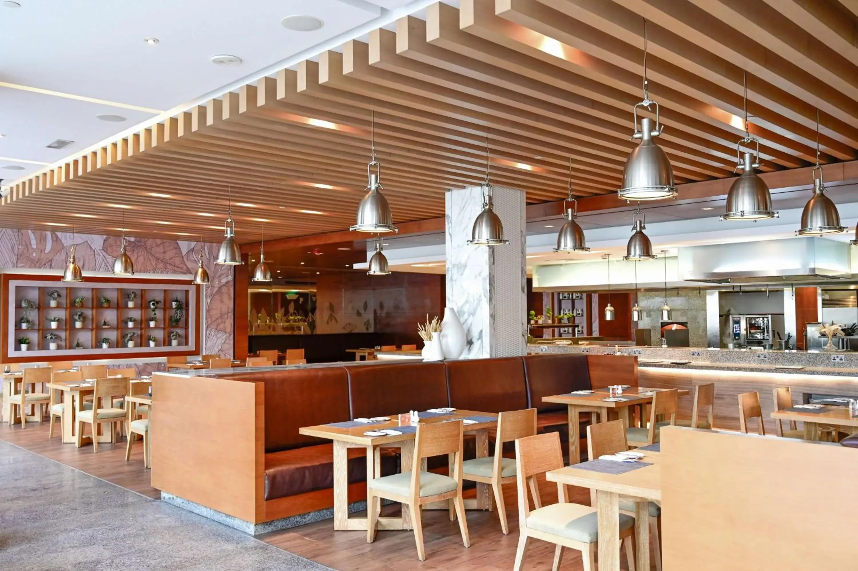 Restaurant/places to eat in DoubleTree by Hilton Dubai Jumeirah Beach Restaurant/places to eat in DoubleTree by Hilton Dubai Jumeirah Beach