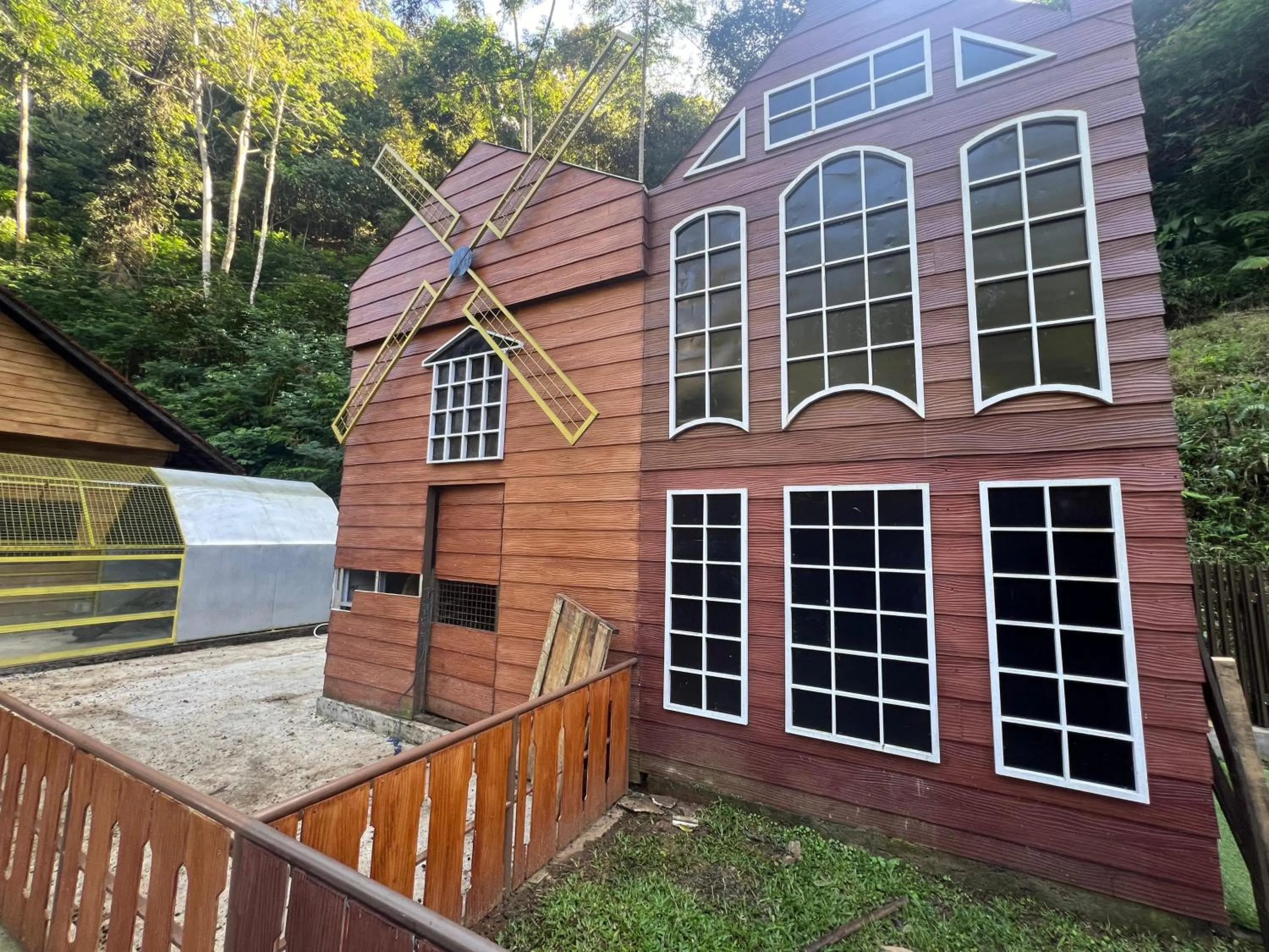 Kampung Karuhan Eco Green Park Sumedang