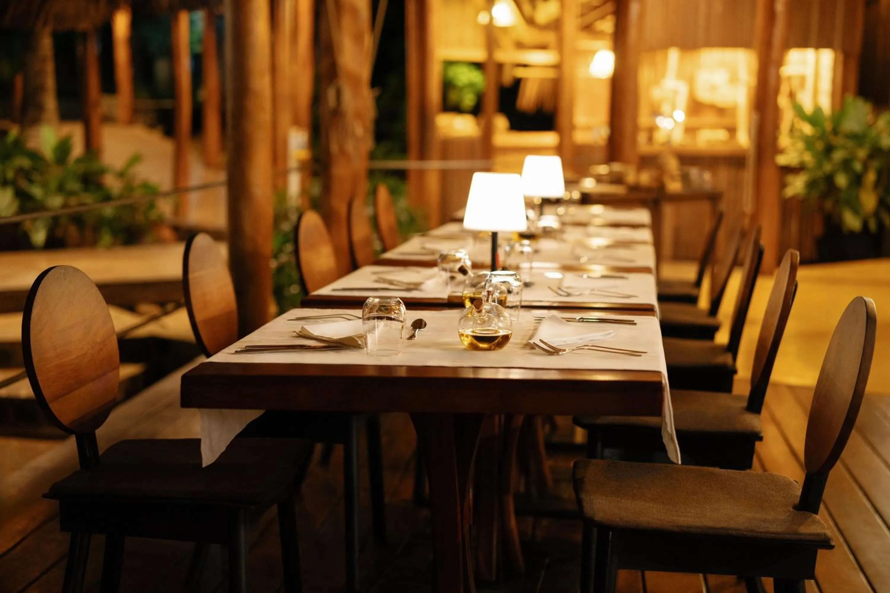 Restaurant/places to eat in Loharano Lodge