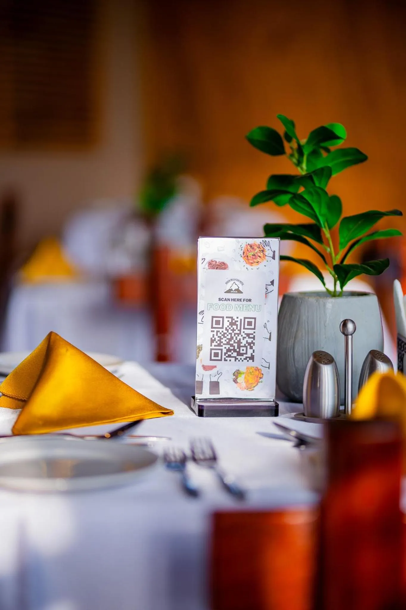 Restaurant/places to eat in Greenside Hotel