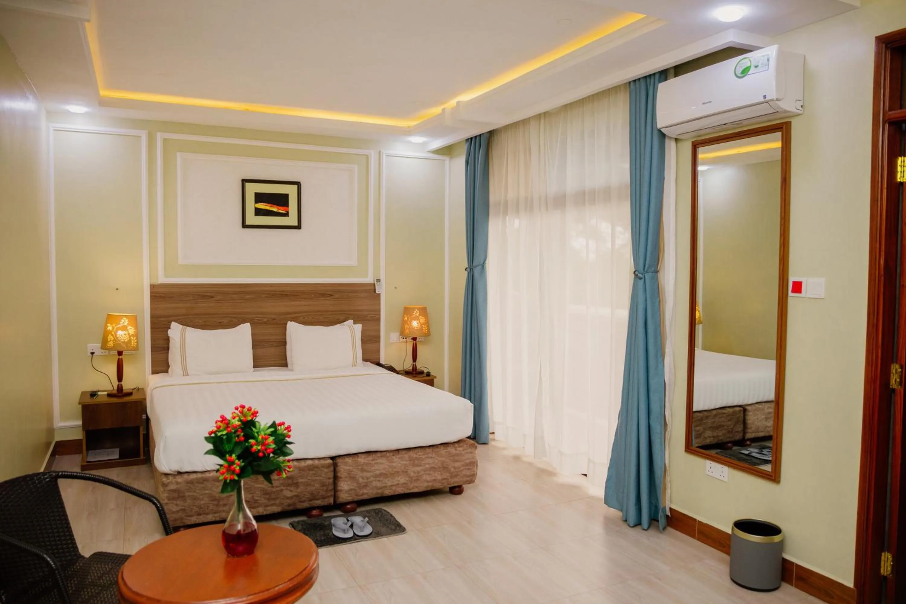 Bedroom, Bed in Greenside Hotel