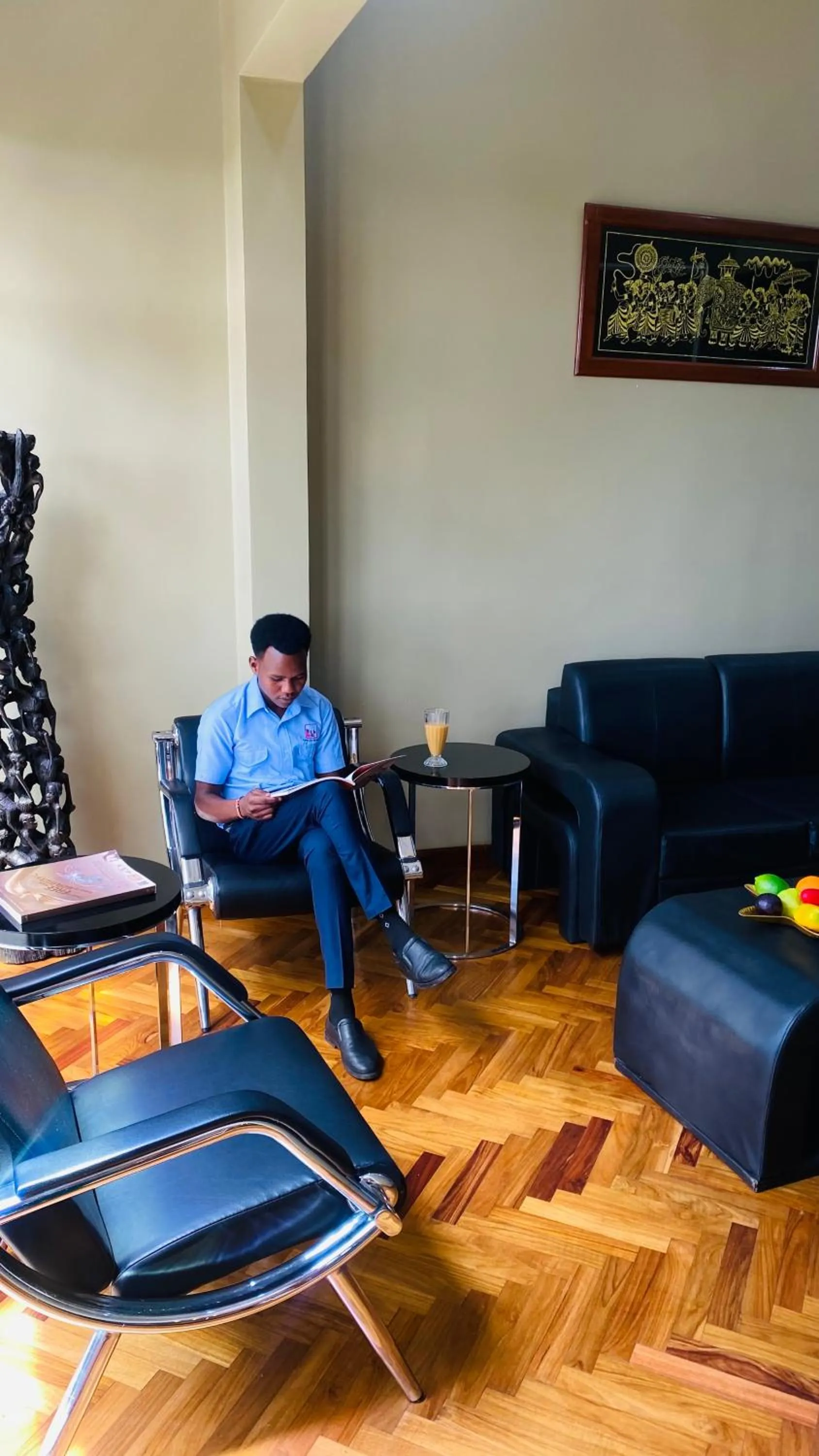 Seating area in Greenside Hotel