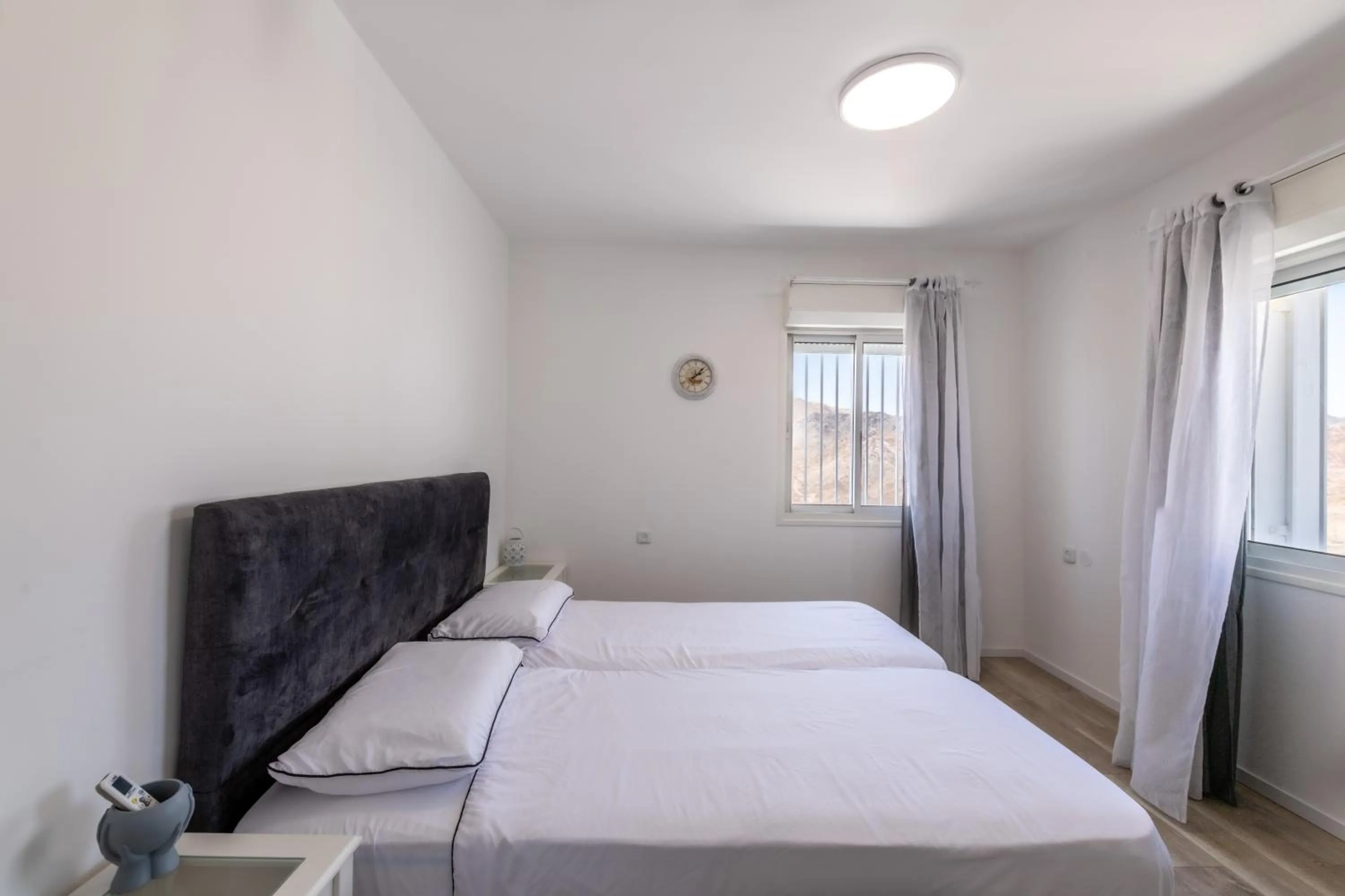Bed in Desert and Sea-penthouse Full Sea view