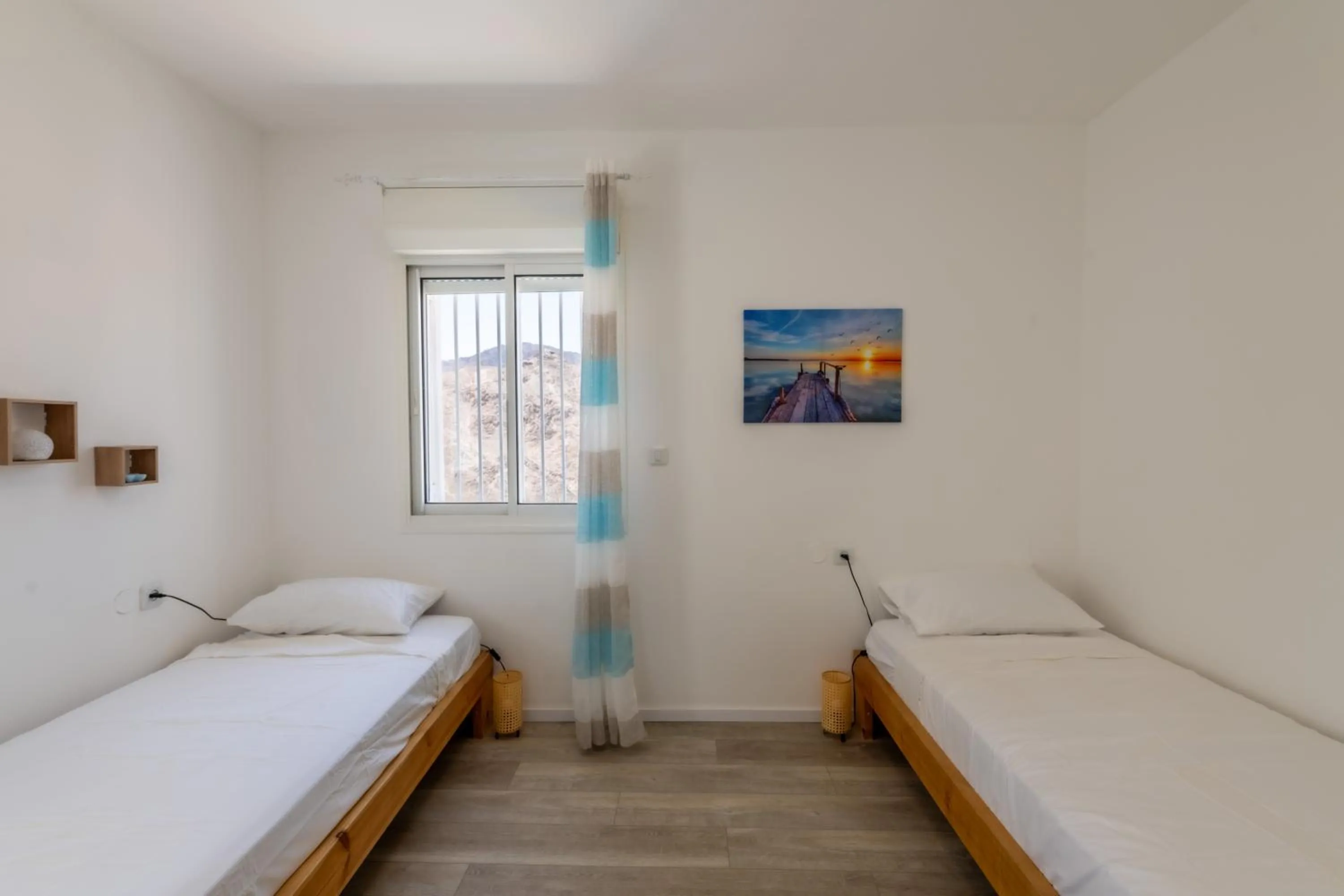 Bed in Desert and Sea-penthouse Full Sea view