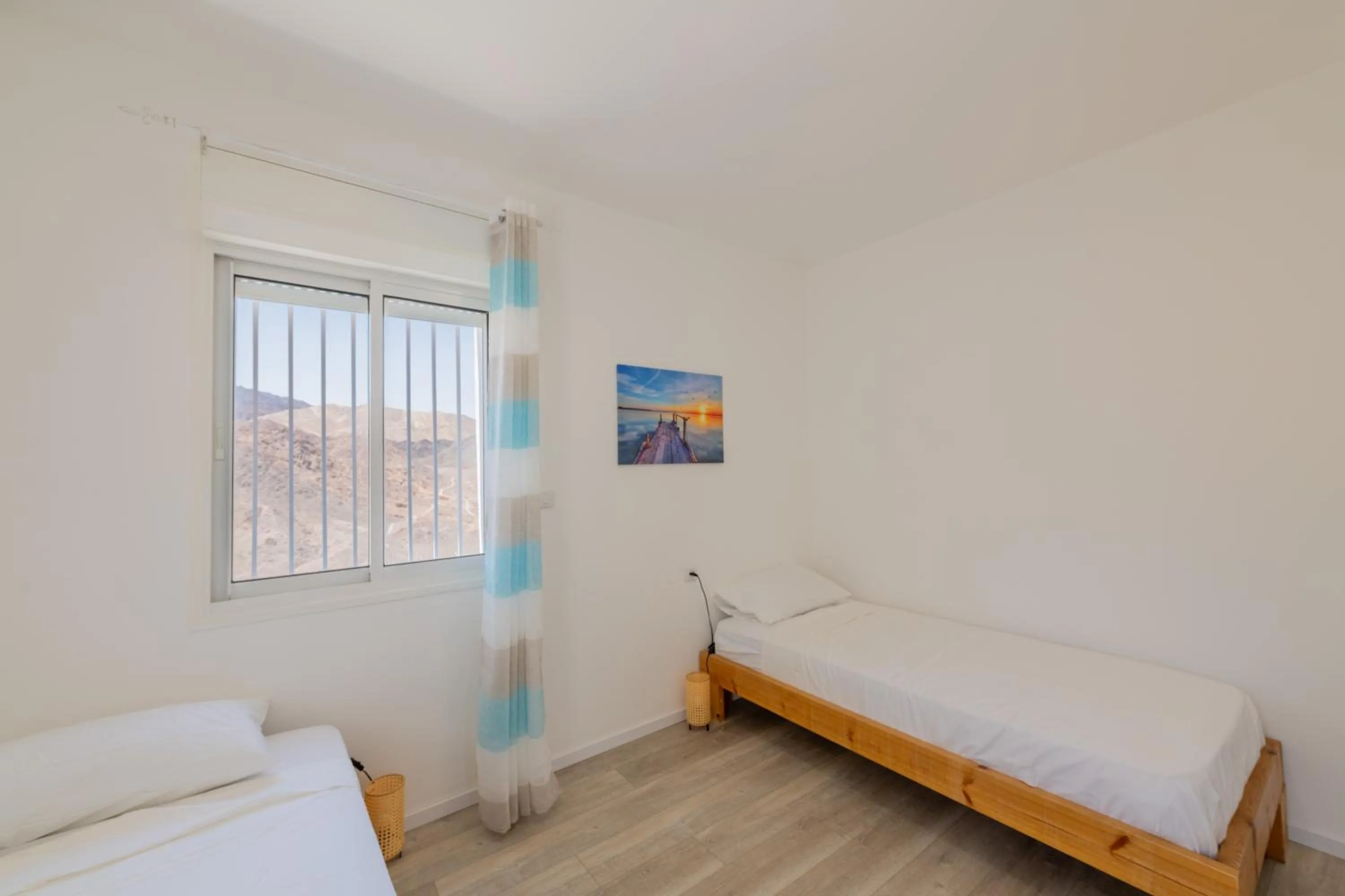 Bed in Desert and Sea-penthouse Full Sea view