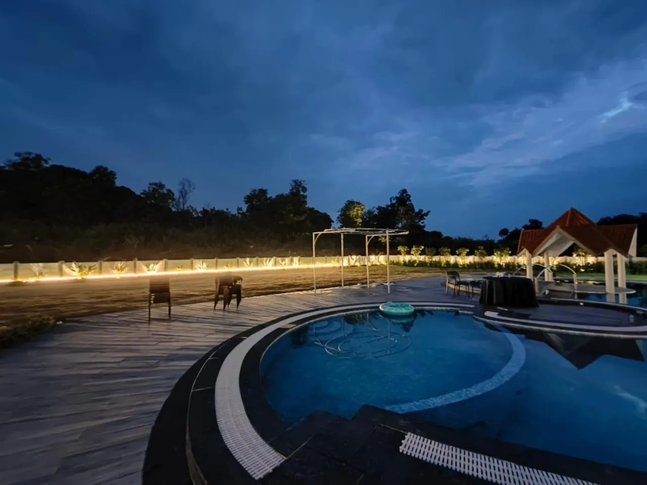 Swimming Pool in Destiny Bay Pool Breeze Resorts