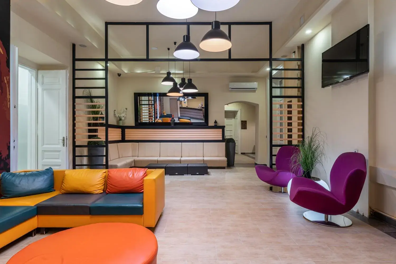 Lobby or reception in Full Moon Budapest Lobby or reception in Full Moon Budapest