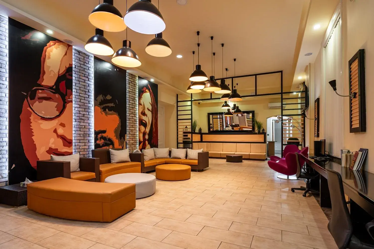 Lobby or reception in Full Moon Budapest Lobby or reception in Full Moon Budapest